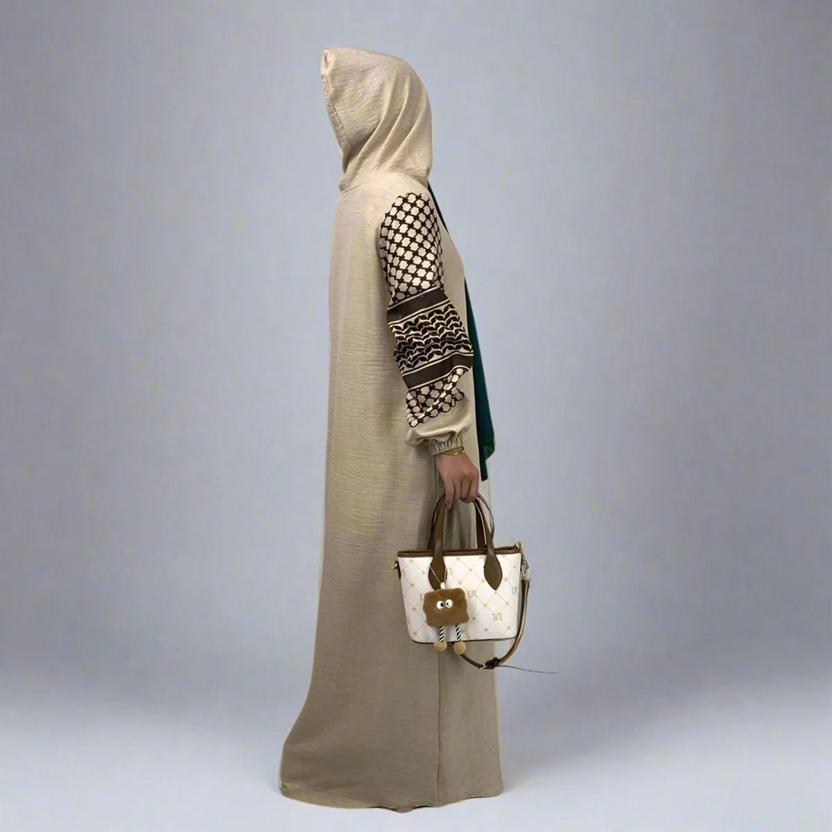 Stylish Keffiyeh Abaya Dress with Hood & Pockets - Modest Islamic Fashion for Women - Perfect for Prayer, Travel & Everyday Wear
