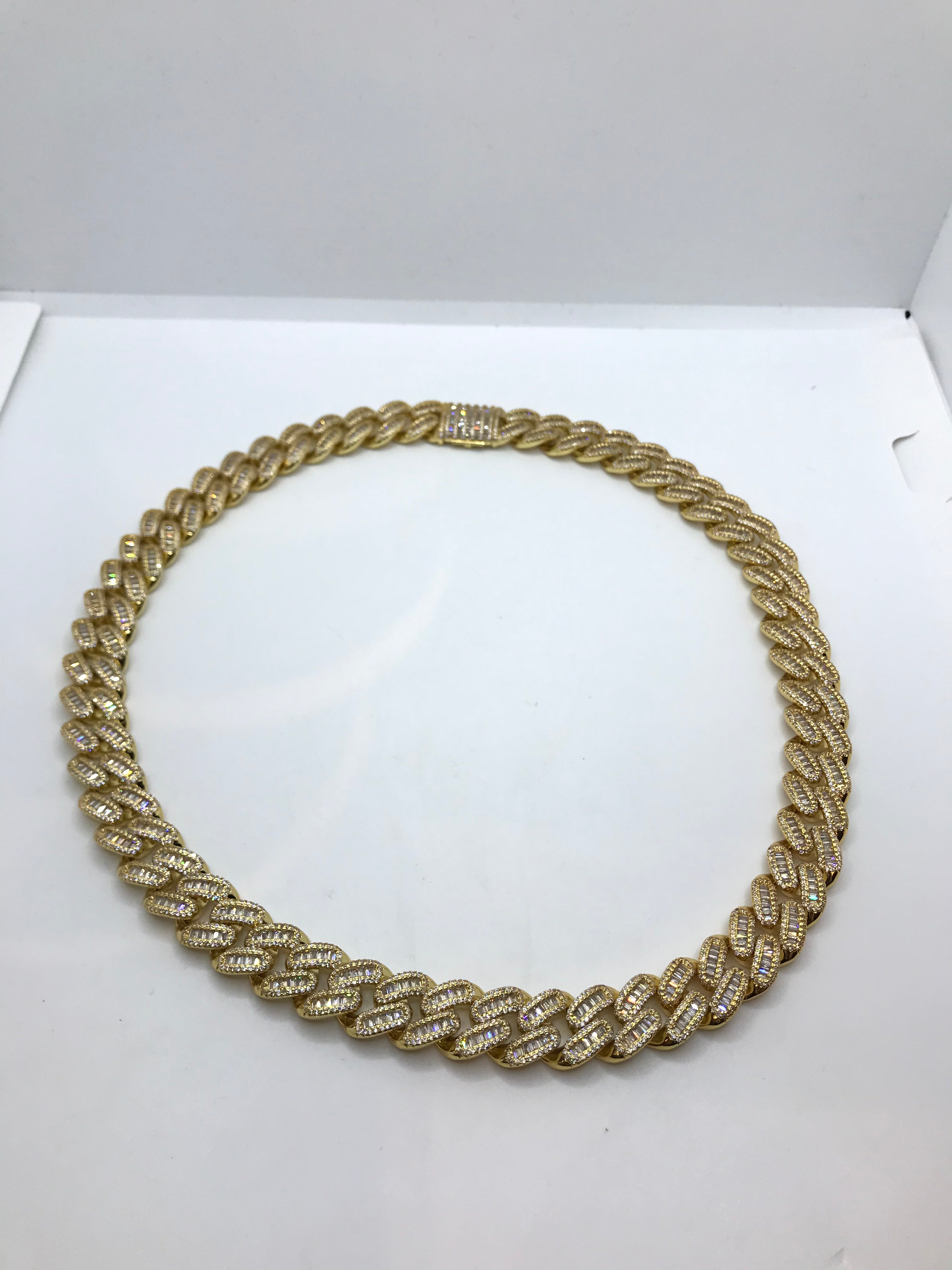 Hip Hop Choker Necklace for Men & Women - 15mm Baguette CZ Cuban Link Iced Out Chain | Perfect for Streetwear, Parties & Hip Hop Fashion