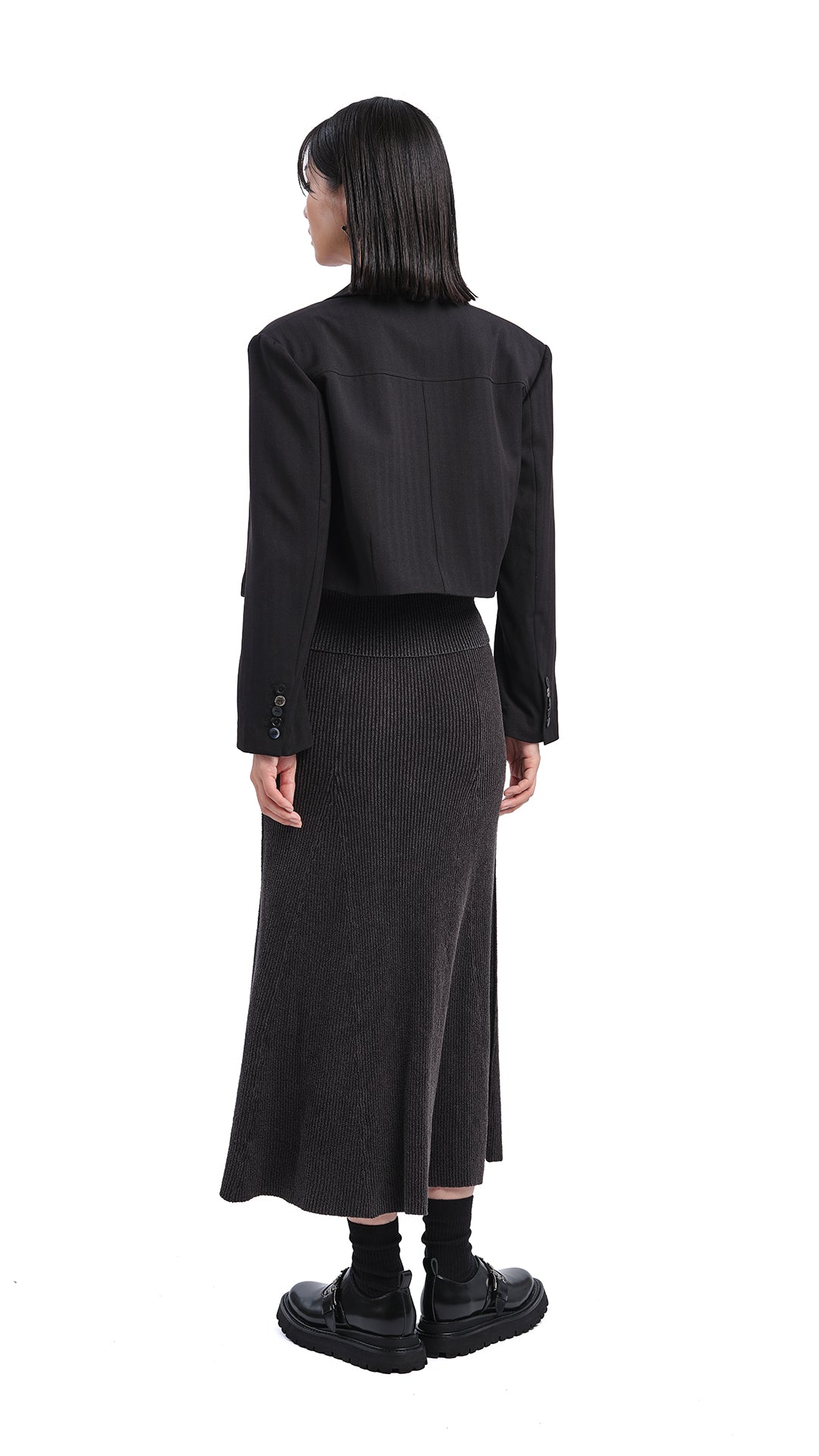 Stylish Short Suit Jacket for Women - Trendy Blazer with Pockets | Perfect for Office, Business Meetings & Formal Events