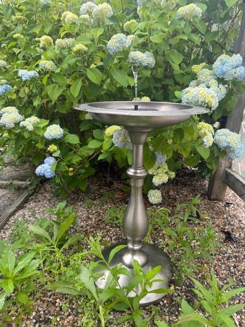 Classic Pewter Bird Bath Pedestal - Elegant Garden Decor for Outdoor Bird Watching & Backyard Landscaping