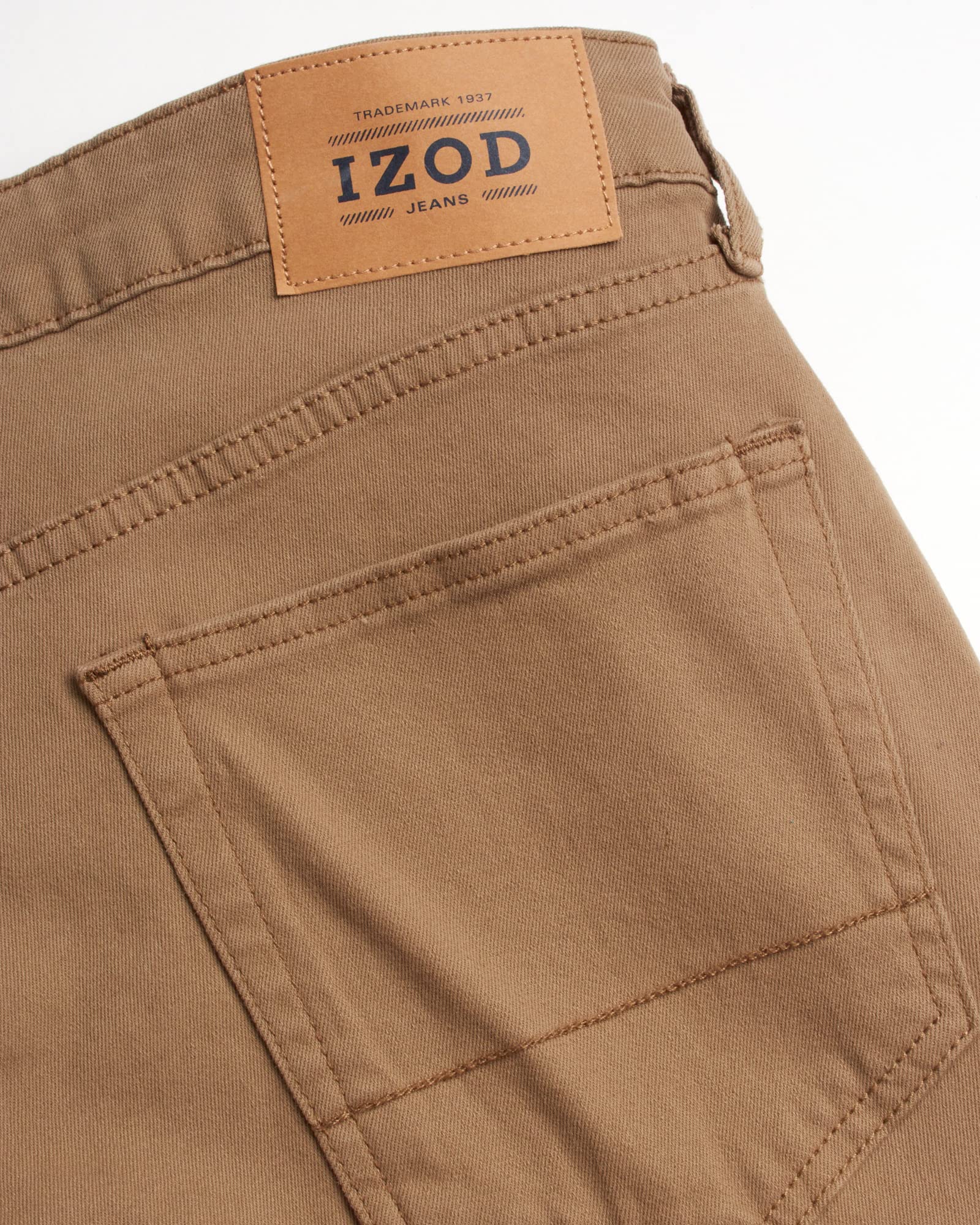 IZOD Men's Relaxed Fit Jeans - Classic 5-Pocket Comfort Stretch Denim - Straight Leg Casual Work Pants for Men | Comfortable Everyday Wear for Office, Travel & Weekend Outings