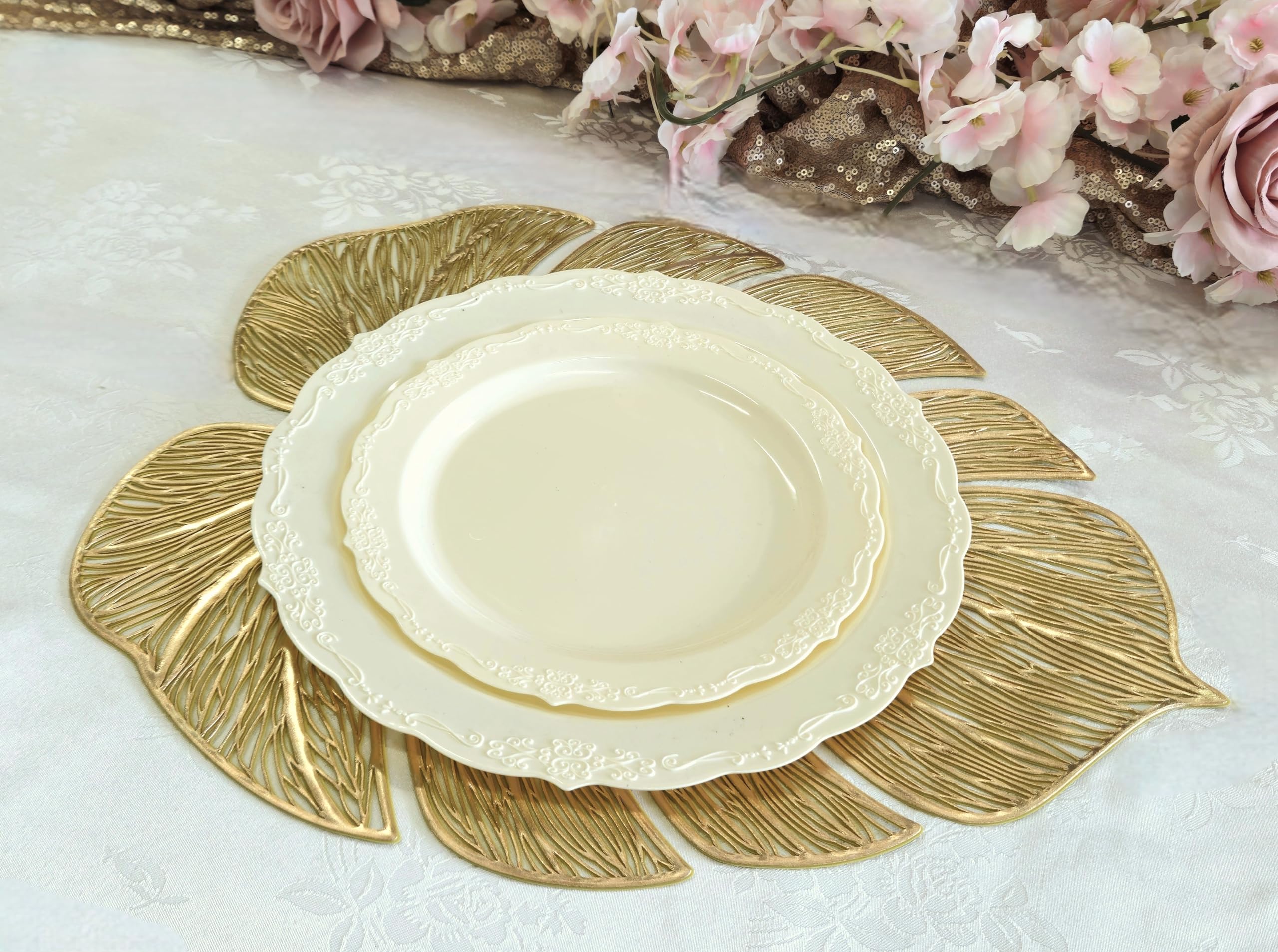 120-Piece Pressed Vinyl Metallic Placemats Set - Elegant Gold Table Mats for Weddings, Parties & Special Events - Premium Waterproof & Reusable Placemats for Dining Table Decor, Centerpieces & Home Entertaining