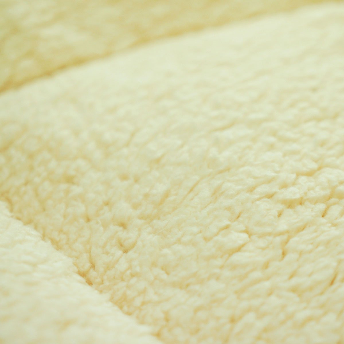 1600GSM Sherpa Winter Mattress Topper Single - Ultra Plush Fleece Bed Topper for Cold Weather, Warm & Cozy Sleeping Solution for Winter Nights - Perfect for Guest Beds, Dorms, and Seasonal Comfort