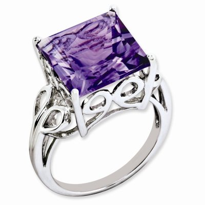 The Enchanted Amethyst Ring: A Tale of Elegance and Mystery