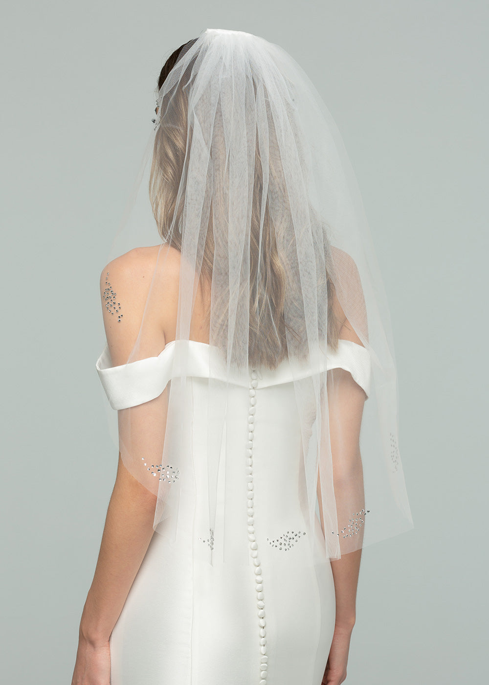 Elegant V1031 Elbow Length Wedding Veil With Delicate Beading - Perfect for Bridal Ceremonies, Proms & Formal Events
