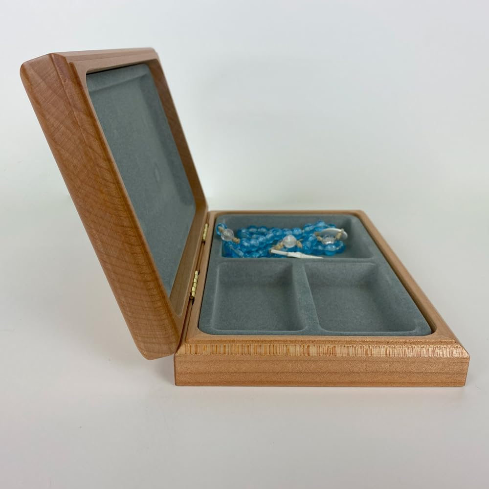 Personalized First Communion Valet Box - Engraved Wooden Keepsake for Boys & Girls - Perfect Gift for Rosary Beads & Religious Treasures - Ideal for First Holy Communion, Baptism & Confirmation Ceremonies
