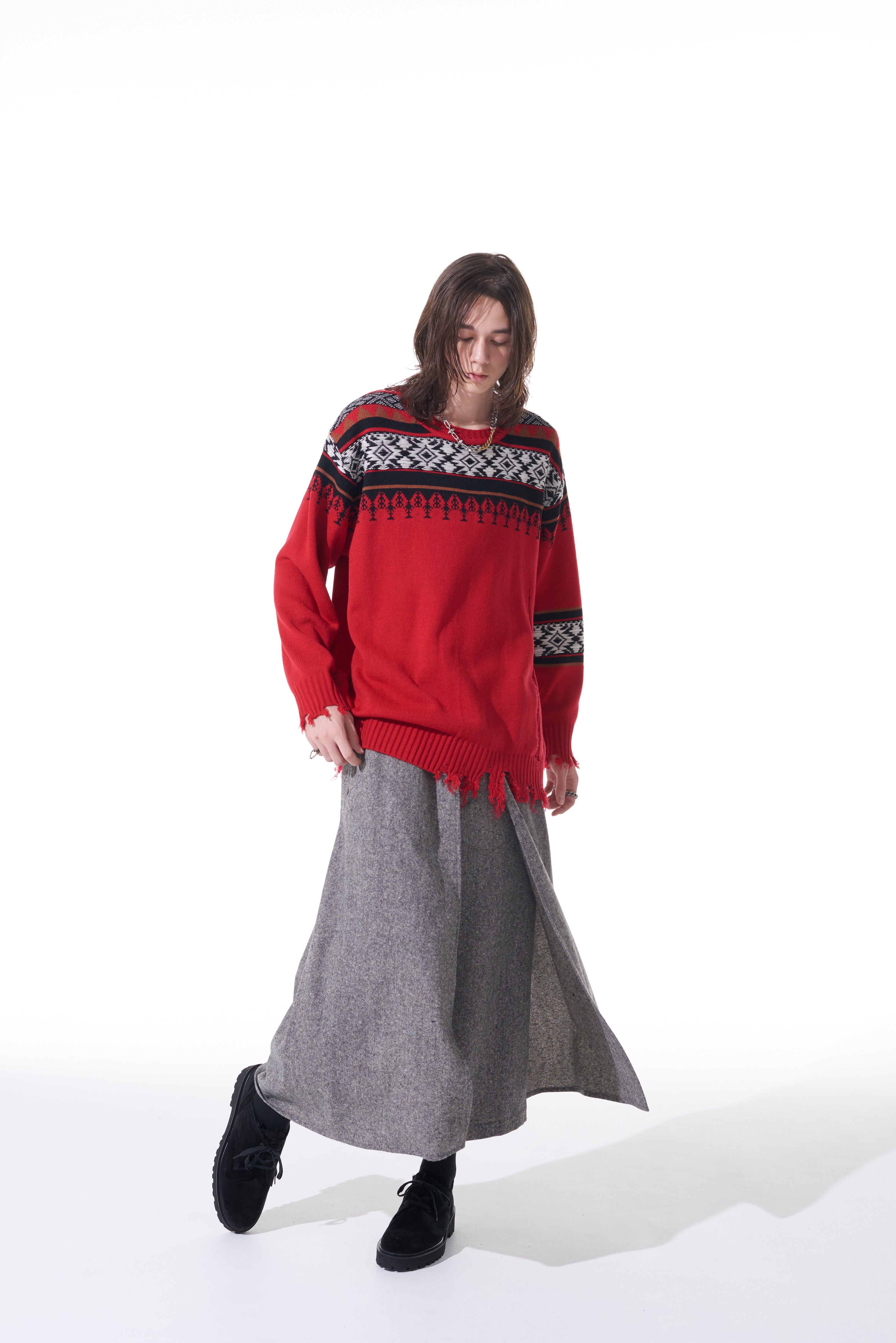 Bulky Wool Nordic Pattern Damaged Round Neck Knit Sweater - Cozy Winter Pullover for Women, Perfect for Casual Outfits & Holiday Gatherings