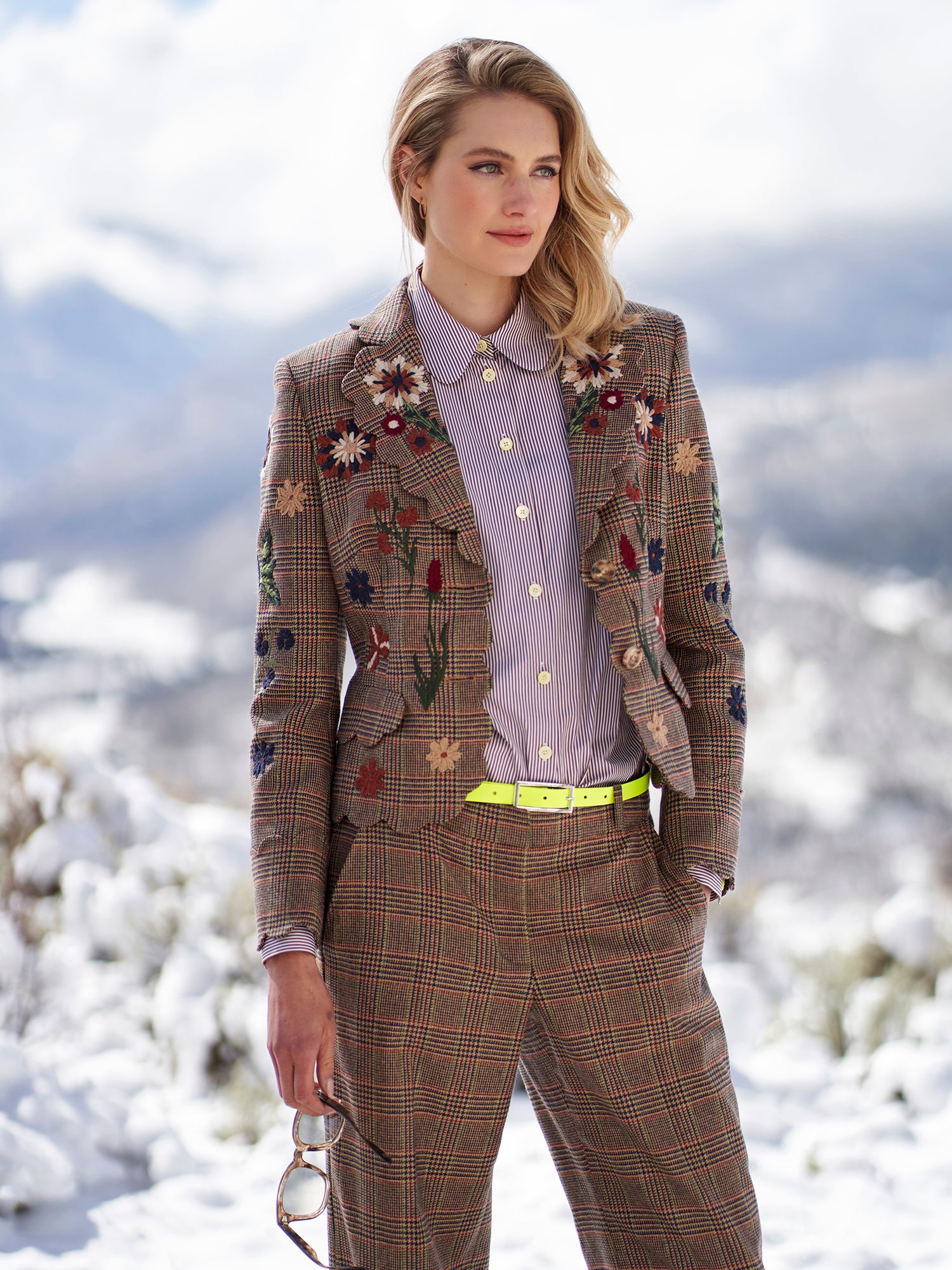 Mina Scallop Plaid Embroidered Blazer for Women - Elegant Office Jacket with Floral Embroidery & Notched Lapel - Perfect for Business Casual, Workwear & Formal Occasions