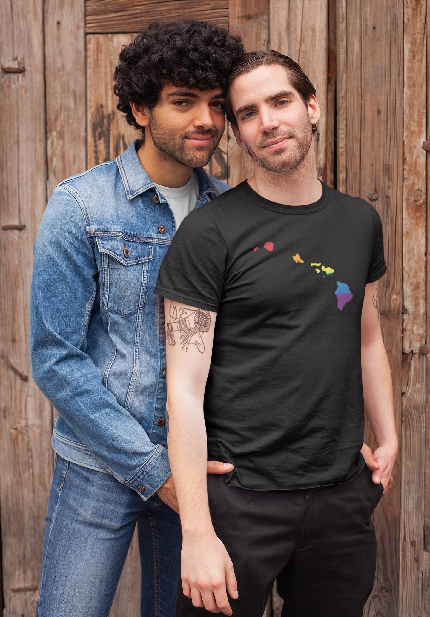 LGBTQ+ Rainbow Pride T-Shirt for Adults - Hawaii Gay Pride Shirt for Men & Women - Perfect for Pride Parades, Festivals & LGBTQ+ Events