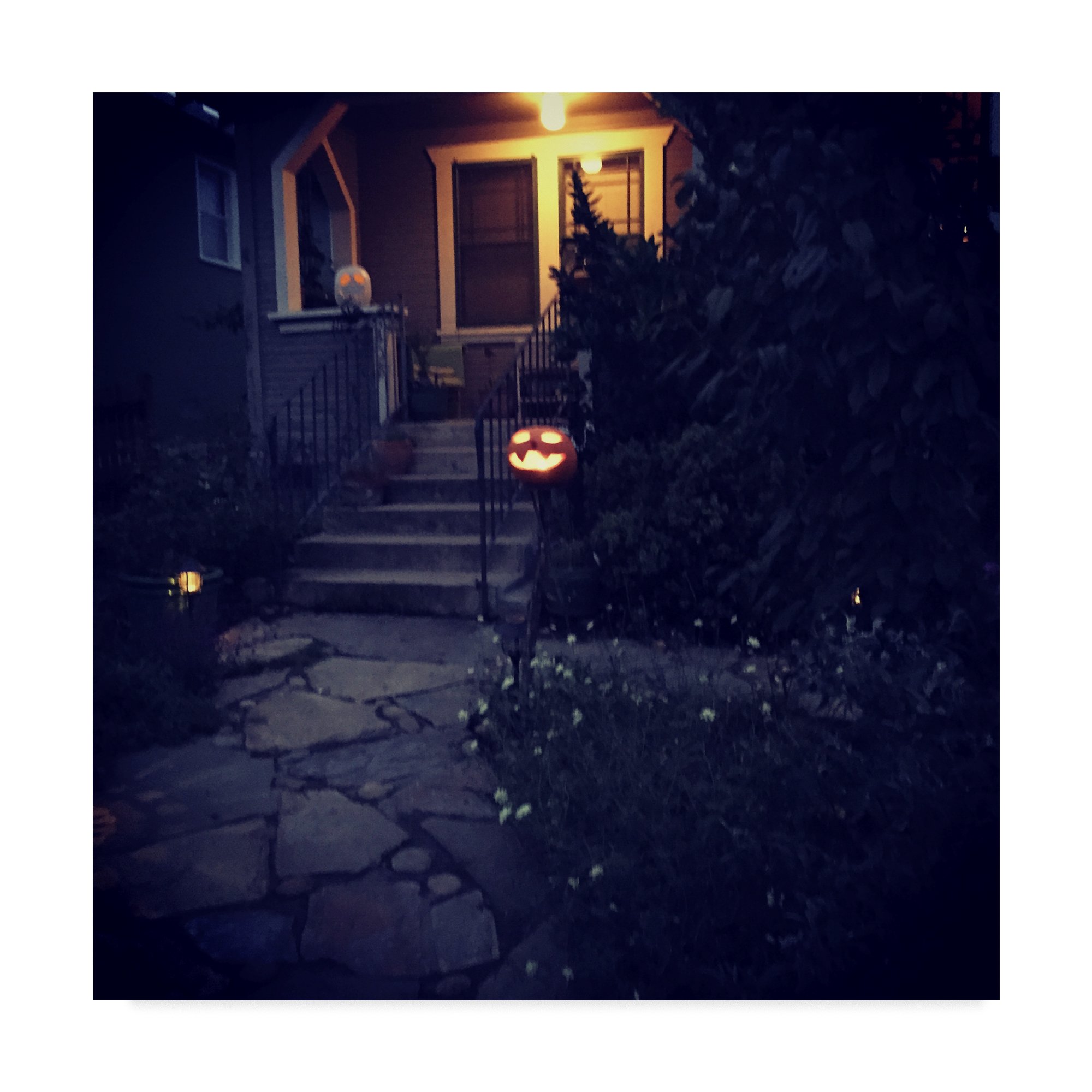 Lance Kuehne Halloween Entryway Decor - 35x35 Inch Spooky Front Door Mat for Trick-or-Treaters - Perfect for Porch, Front Door & Halloween Party Decorations