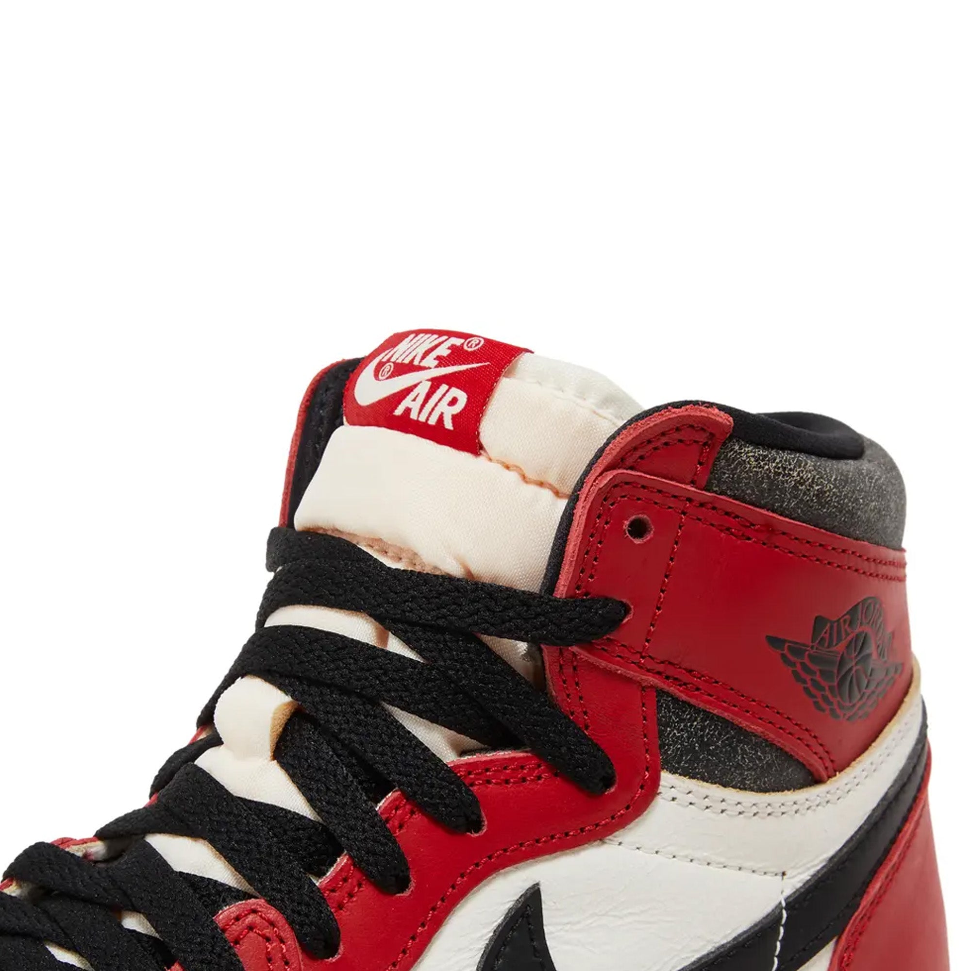 Air Jordan 1 Retro High OG 'Chicago Lost and Found' Sneakers (2022) - Men's Basketball Shoes for Streetwear & Casual Style
