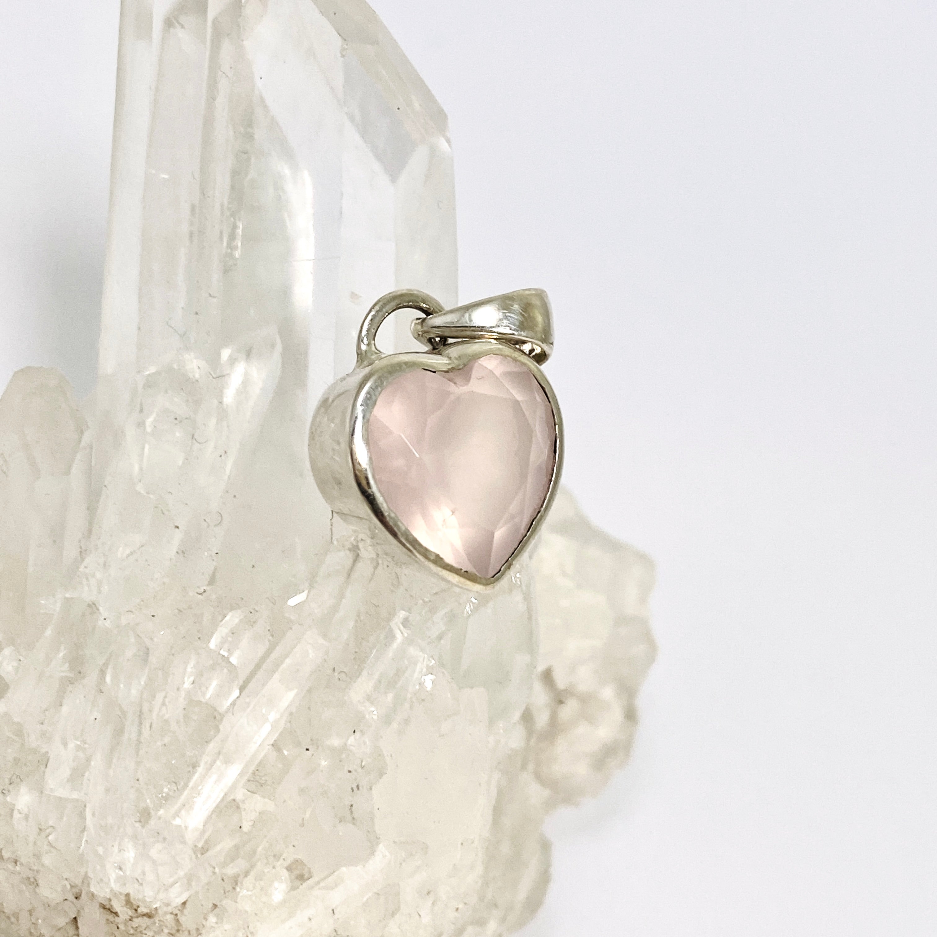 Rose Quartz Heart Faceted Pendant Necklace - Natural Gemstone Jewelry for Women - Perfect for Valentine's Day Gifts & Spiritual Healing