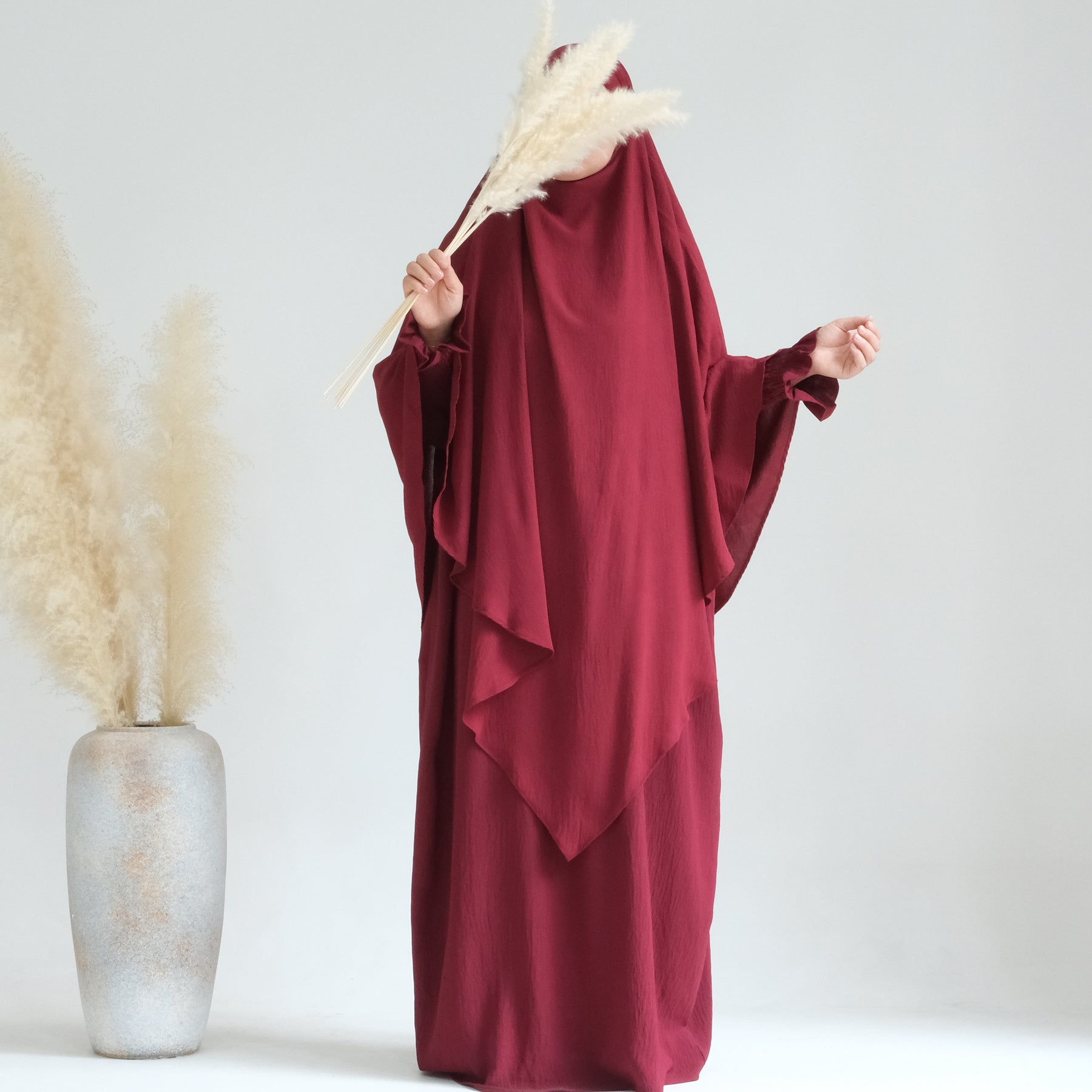 Imani Set - Elegant Women's Wine-Colored Outfit for Parties, Dates & Special Occasions | Comfortable & Stylish Fashion