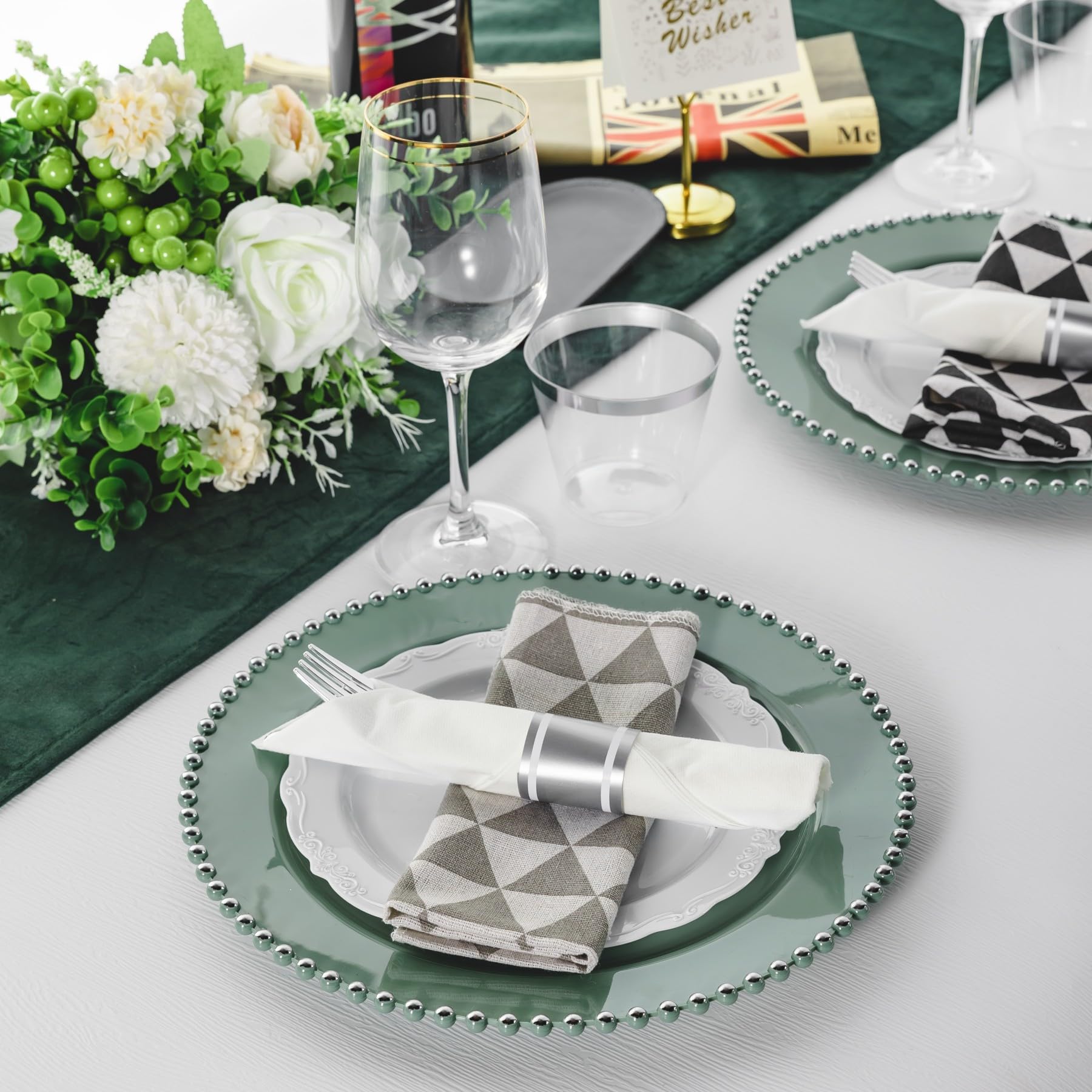 75-Piece Disposable Silver Plastic Cutlery Set - 25 Forks, 25 Knives, 25 Spoons with Napkins | Elegant Modern Flatware for Parties, Weddings, Catering & Events | Perfect for Home Dining, Picnics, Office Lunches & Special Occasions