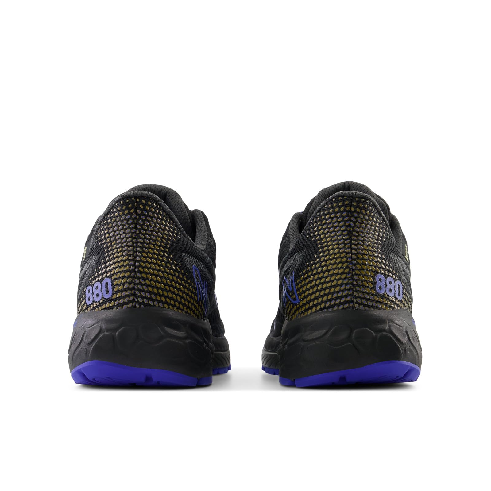 New Balance Men's Fresh Foam X 880 V13 Running Shoes with Gore-Tex Waterproof Technology - Lightweight Cushioned Sneakers for Road Running, Jogging & Outdoor Activities
