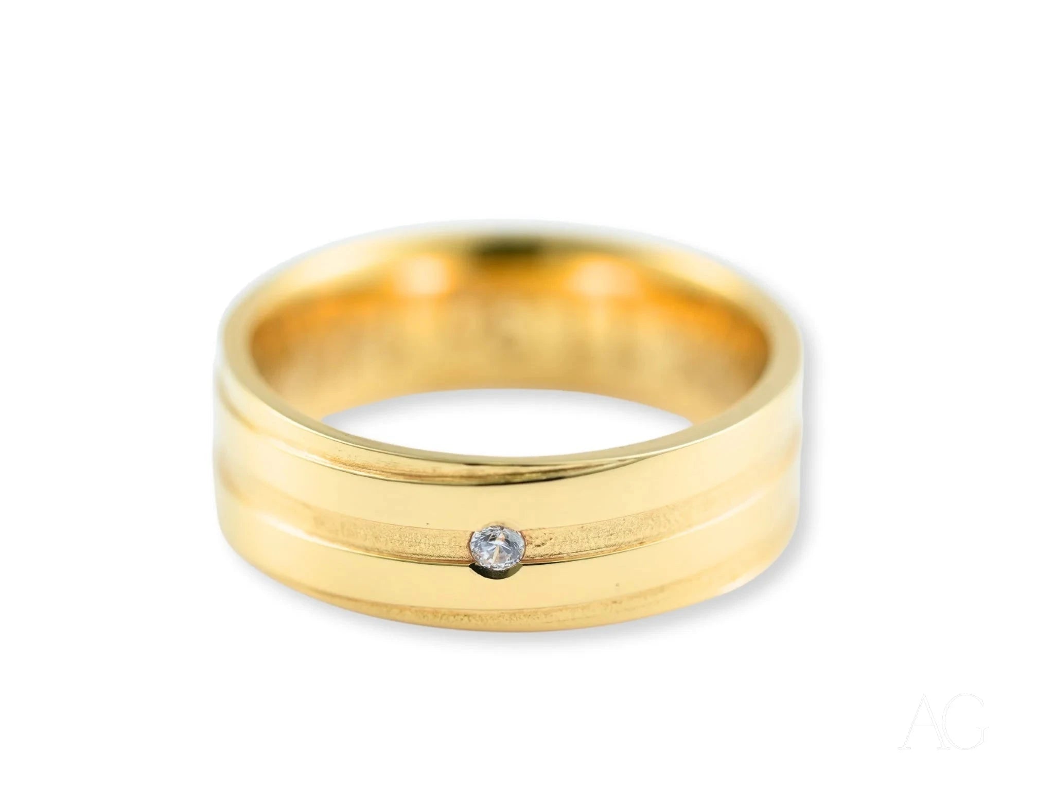 Solitaire Grace: Elegant Wedding Band for Women - Perfect for Engagement, Anniversary & Bridal Jewelry Gifts