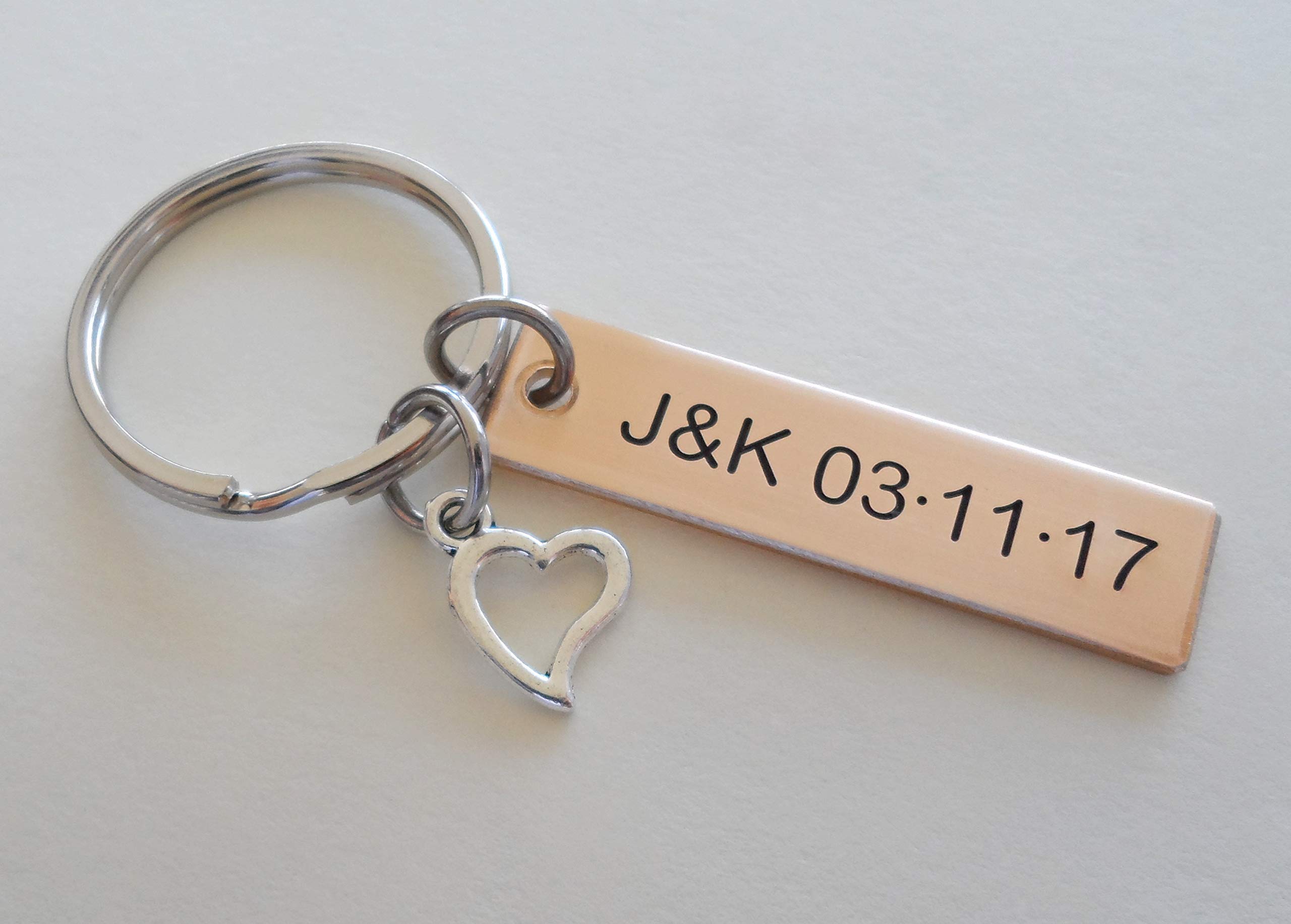 Personalized Bronze Keychain with Engraved Initials - Custom Couples Gift for Anniversary, Wedding, Boyfriend & Girlfriend - Perfect for Romantic Gifts, Travel Accessories & Everyday Carry