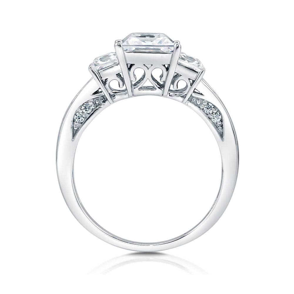 BERRICLE Sterling Silver 3-Stone Wedding & Engagement Ring - 1.6 Carat Princess Cut Cubic Zirconia CZ Promise Ring for Women - Rhodium Plated, Size 4-10 - Perfect for Proposals, Anniversaries & Special Occasions