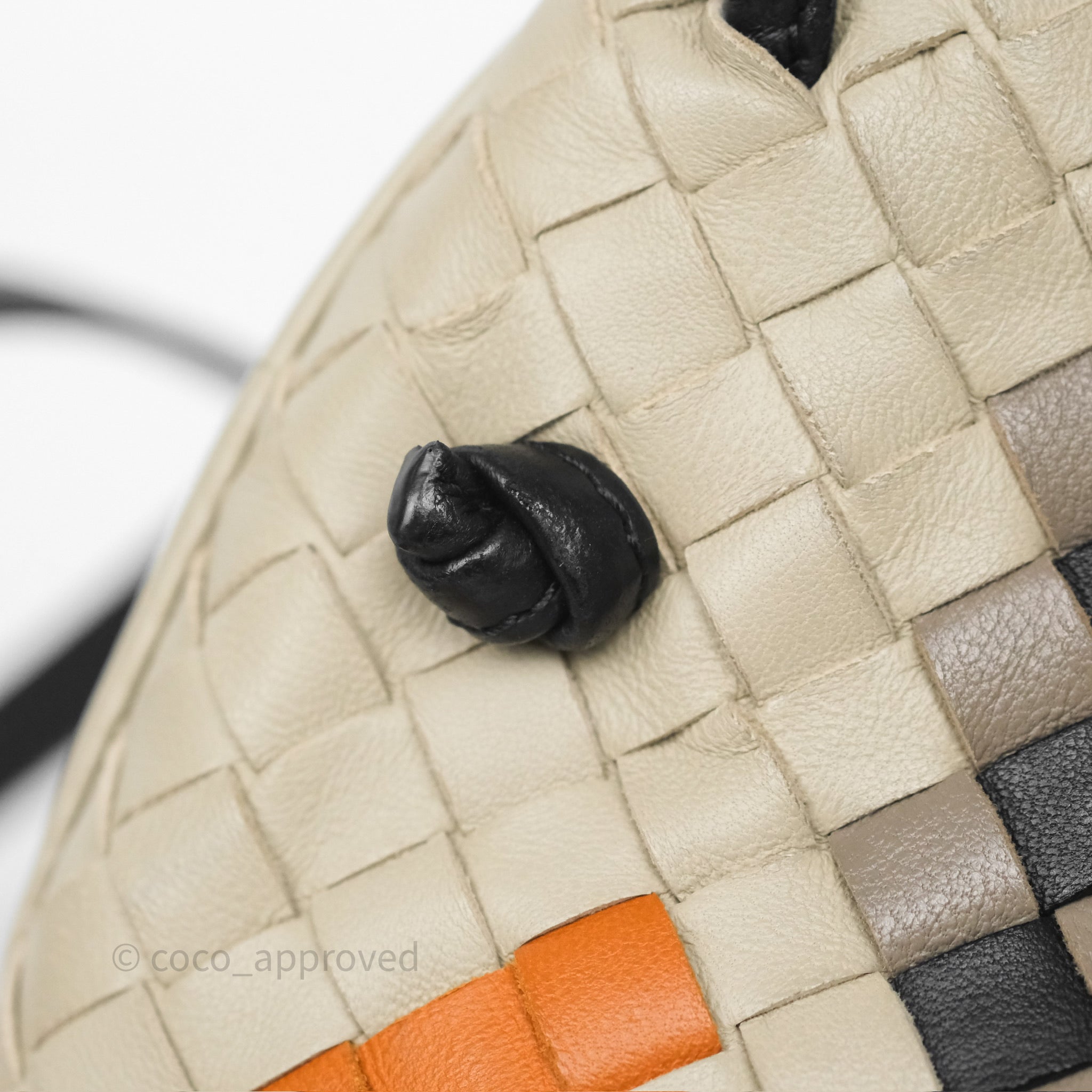 Bottega Veneta Nodini Crossbody Bag in Cement Abstract Nappa Intrecciato Leather - Perfect for Everyday Use, Travel & Date Nights