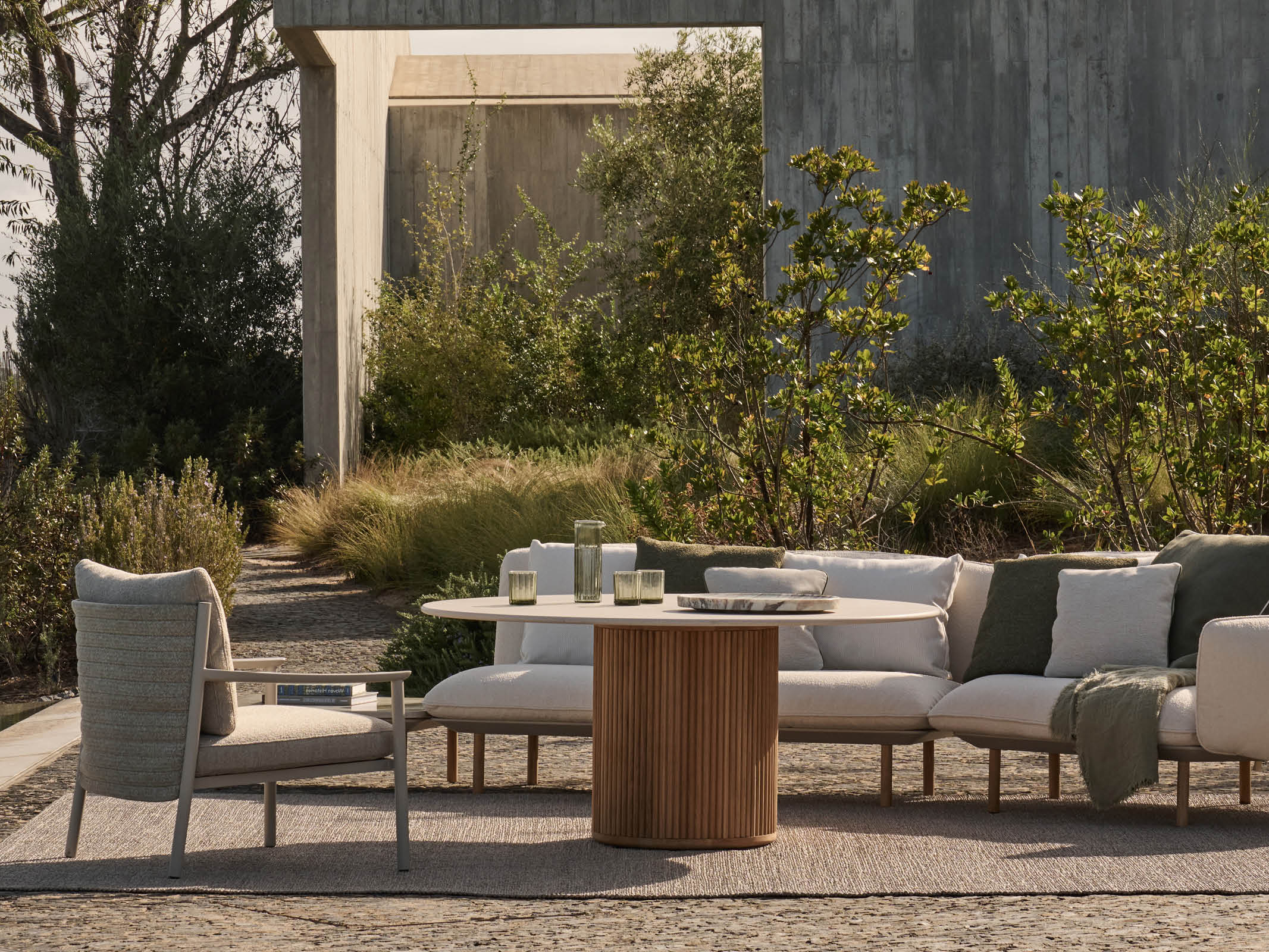 Lucca Lounge Chair - Modern Comfortable Accent Chair for Living Room, Bedroom & Office - Perfect for Relaxing, Reading & Decor