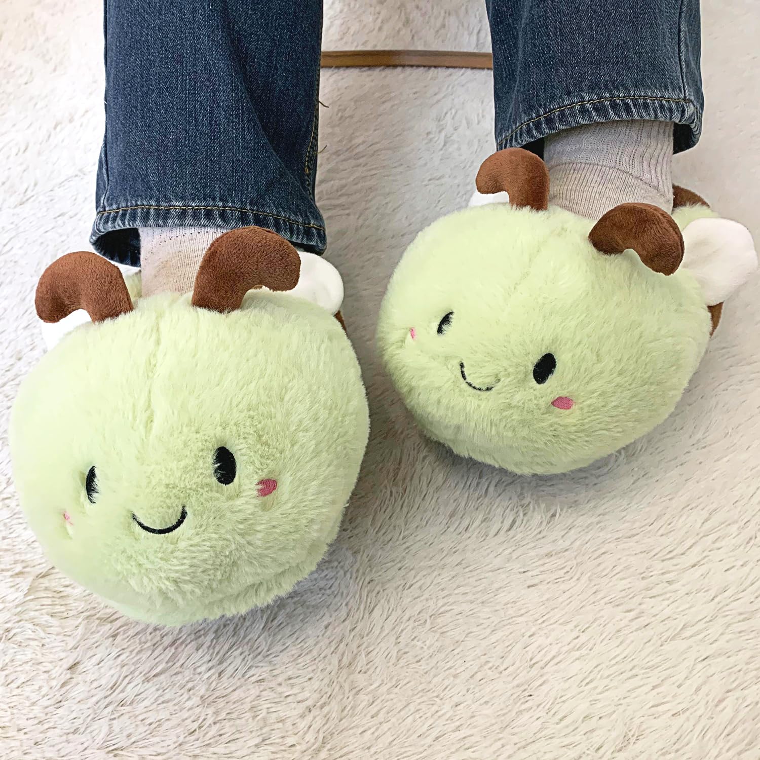 Women's Cute Bee Animal Slippers - Funny Bumblebee Fuzzy House Shoes for Winter, Soft & Cozy Indoor Slippers - Perfect for Lounging at Home, Gift Giving & Cold Weather Comfort