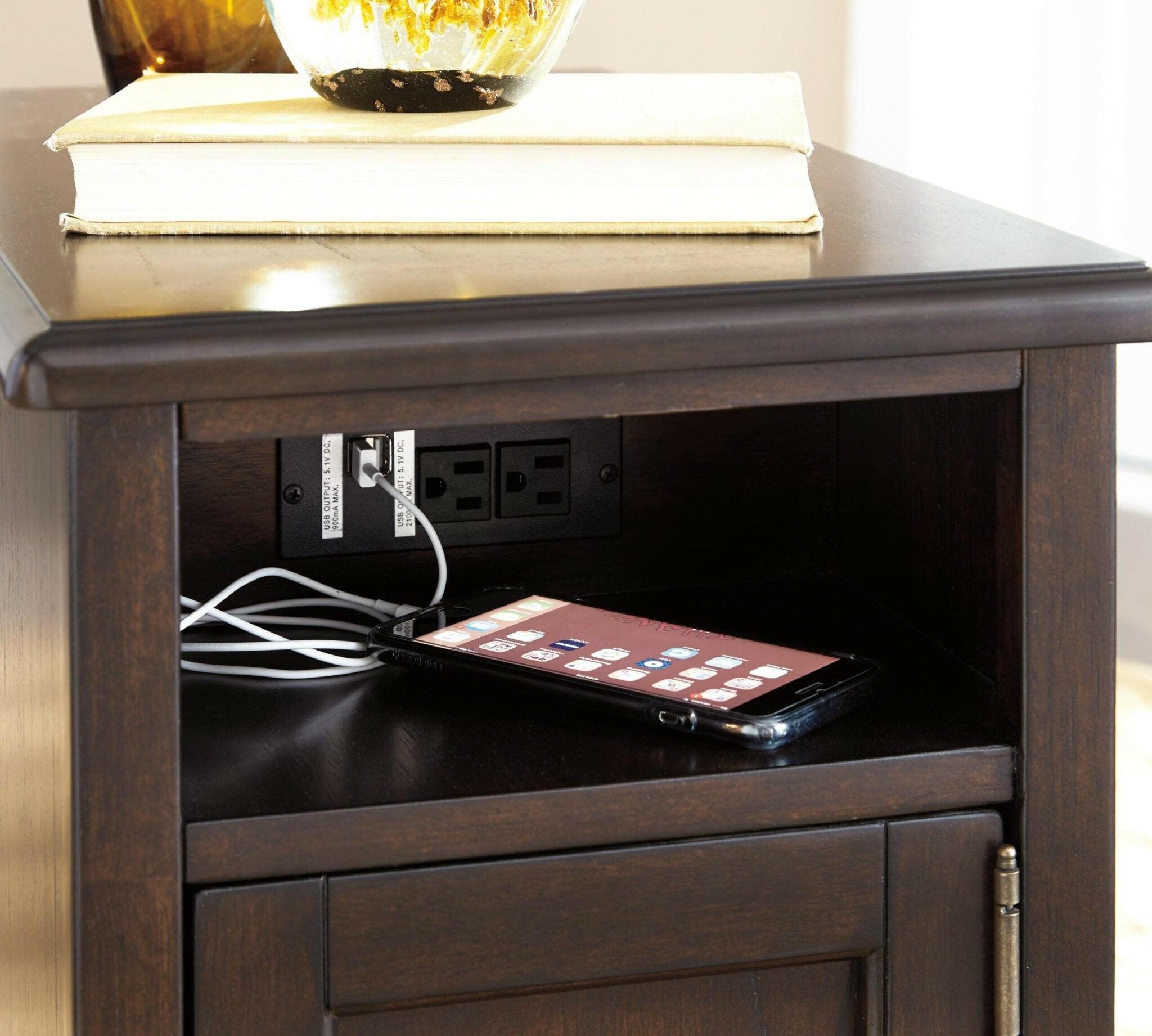 Barilanni Modern End Table T934 7 - Small Side Table for Living Room, Bedroom, Office - Nightstand with Sturdy Metal Frame & Wooden Top - Perfect for Coffee, Books, Lamps & Home Decor