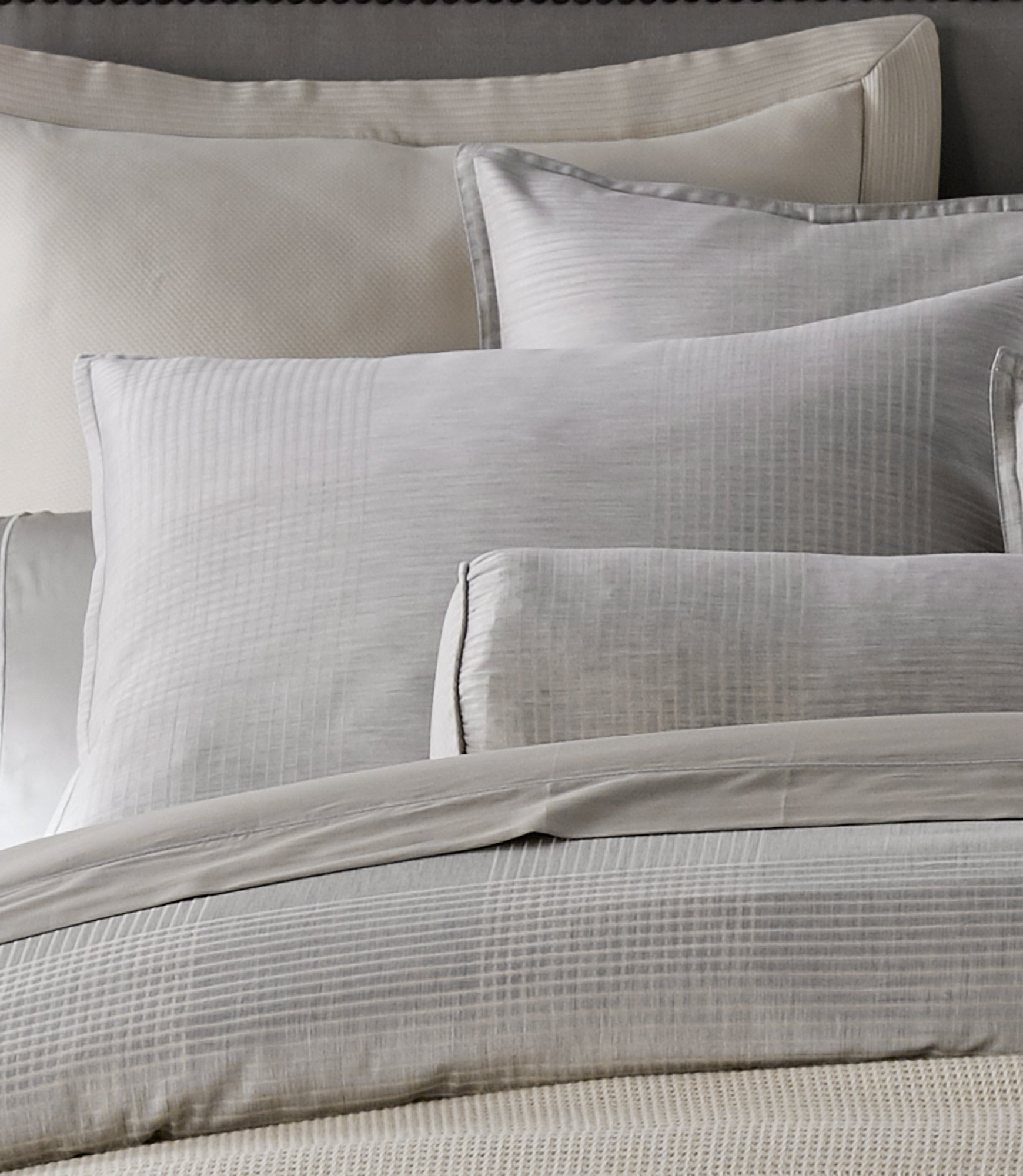 Matteo Plaid Duvet Cover Set - Soft & Breathable Cotton Bedding - Perfect for Cozy Bedrooms, Guest Rooms & Dorm Decor