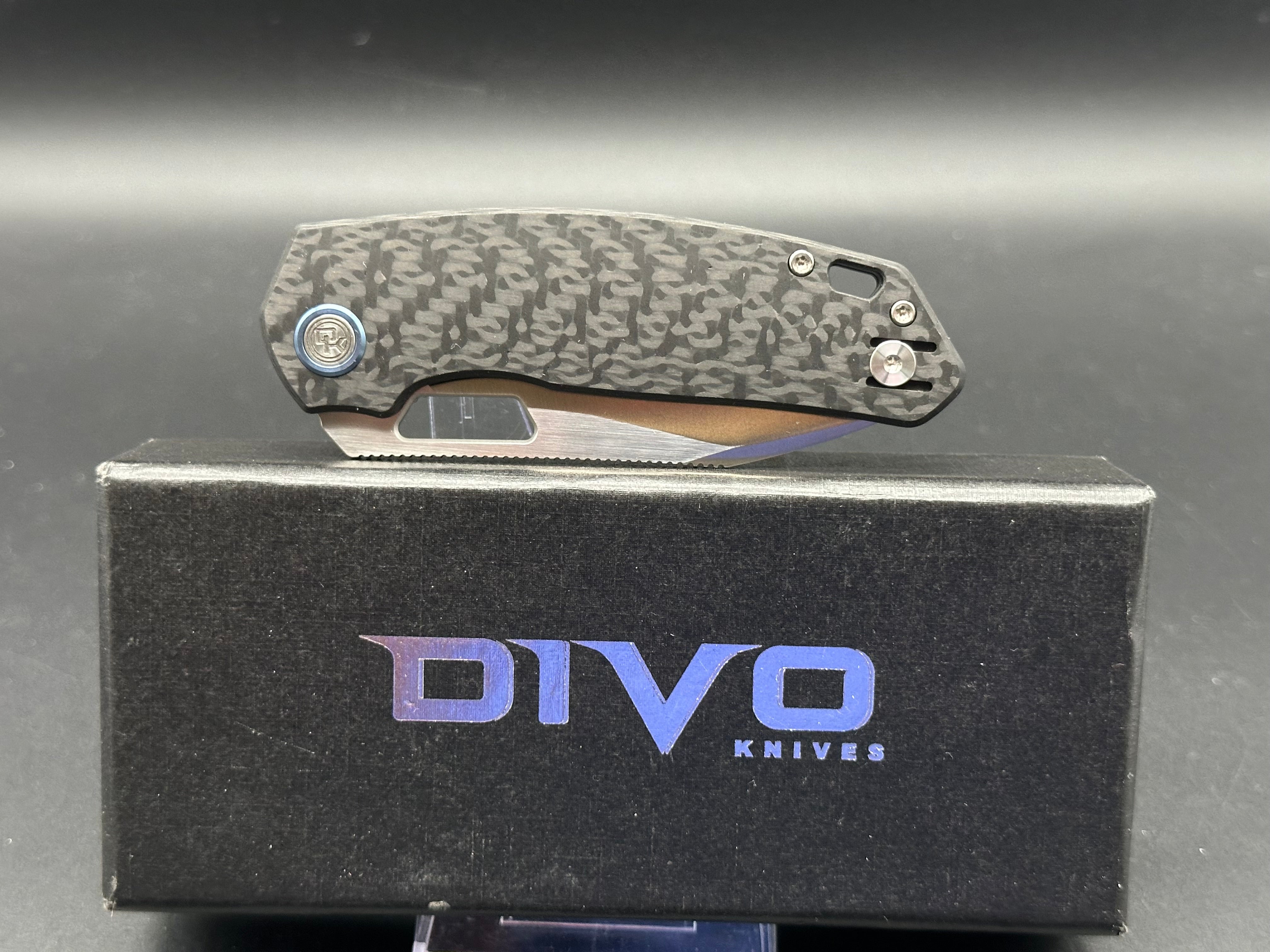 DIVO KNIVES GROWLER V2 Pocket Knife - 154CM Satin Plain Edge Blade with Carbon Fiber Handle - EDC Folding Knife for Camping, Hiking & Outdoor Adventures