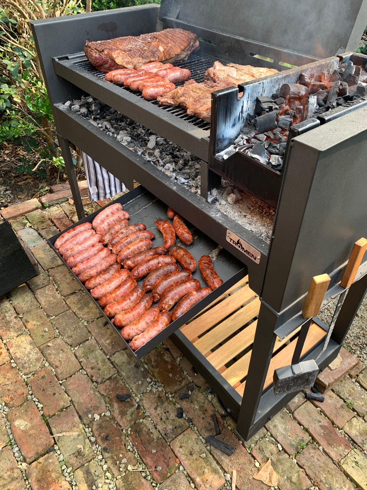 CHOLYS GRILLS Tromen Gaucha 46-Inch Authentic Argentinian Style Charcoal Santa Maria Grill - Outdoor BBQ Cooking Grill for Backyard, Patio & Camping (46x44x20 Inches, Gray)