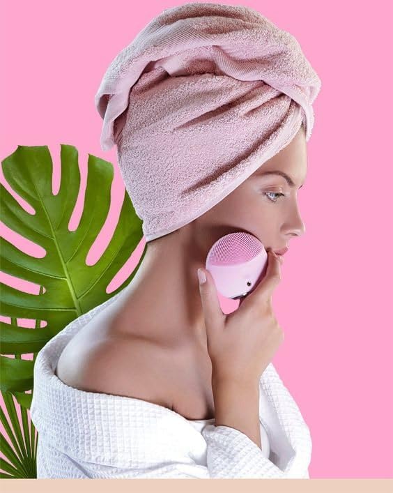 Reckon® Ultra Hygienic Soft Silicone Facial Cleansing Brush - Waterproof Vibrating Face Brush for Deep Cleansing & Gentle Exfoliation with Inductive Charging (Random Color) | Perfect for Daily Skincare Routine, Travel & Spa-Like Experience at Home