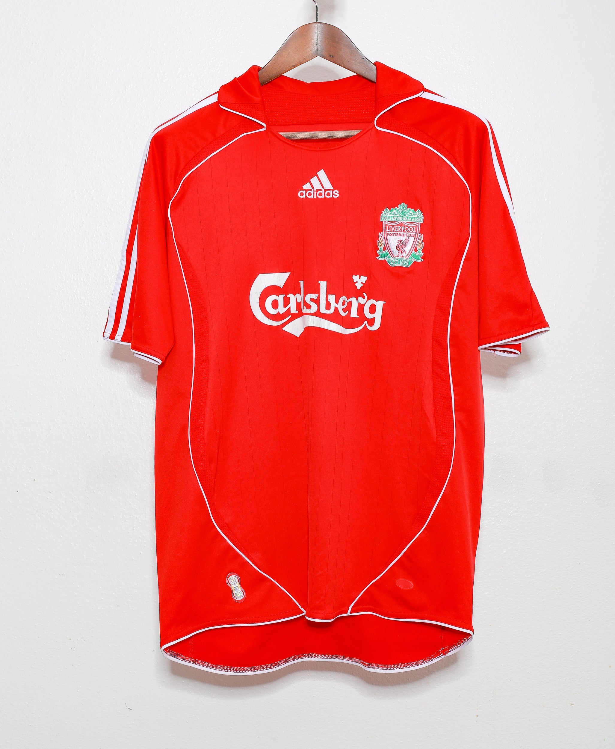 2006 Liverpool FC Home Jersey #8 Steven Gerrard - Authentic Football Shirt for Fans & Collectors - Perfect for Match Days, Gifts & Sports Memorabilia Display
