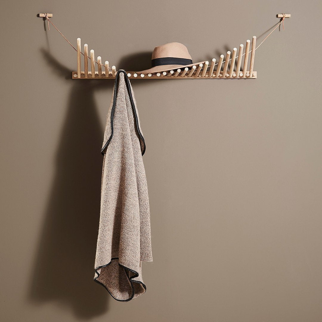 Stylish Wooden Coat Rack for Entryway - Wall Mounted Hooks for Hats, Jackets & Bags - Perfect for Hallway, Bedroom or Office Organization