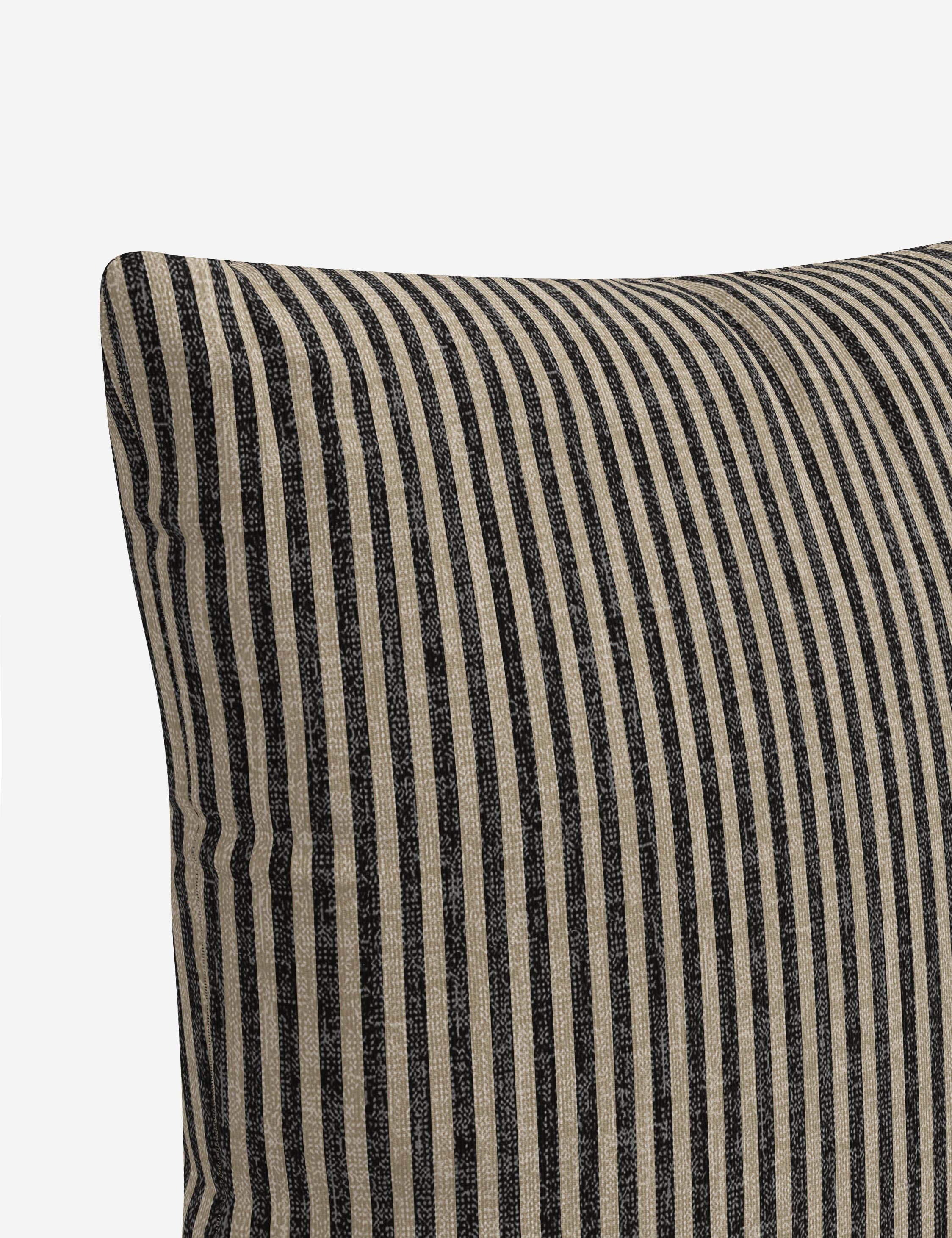 Appleyard Indoor Outdoor Decorative Throw Pillow Covers - Soft & Durable for Couch, Sofa, Bed, Patio Furniture - Home & Garden Decor
