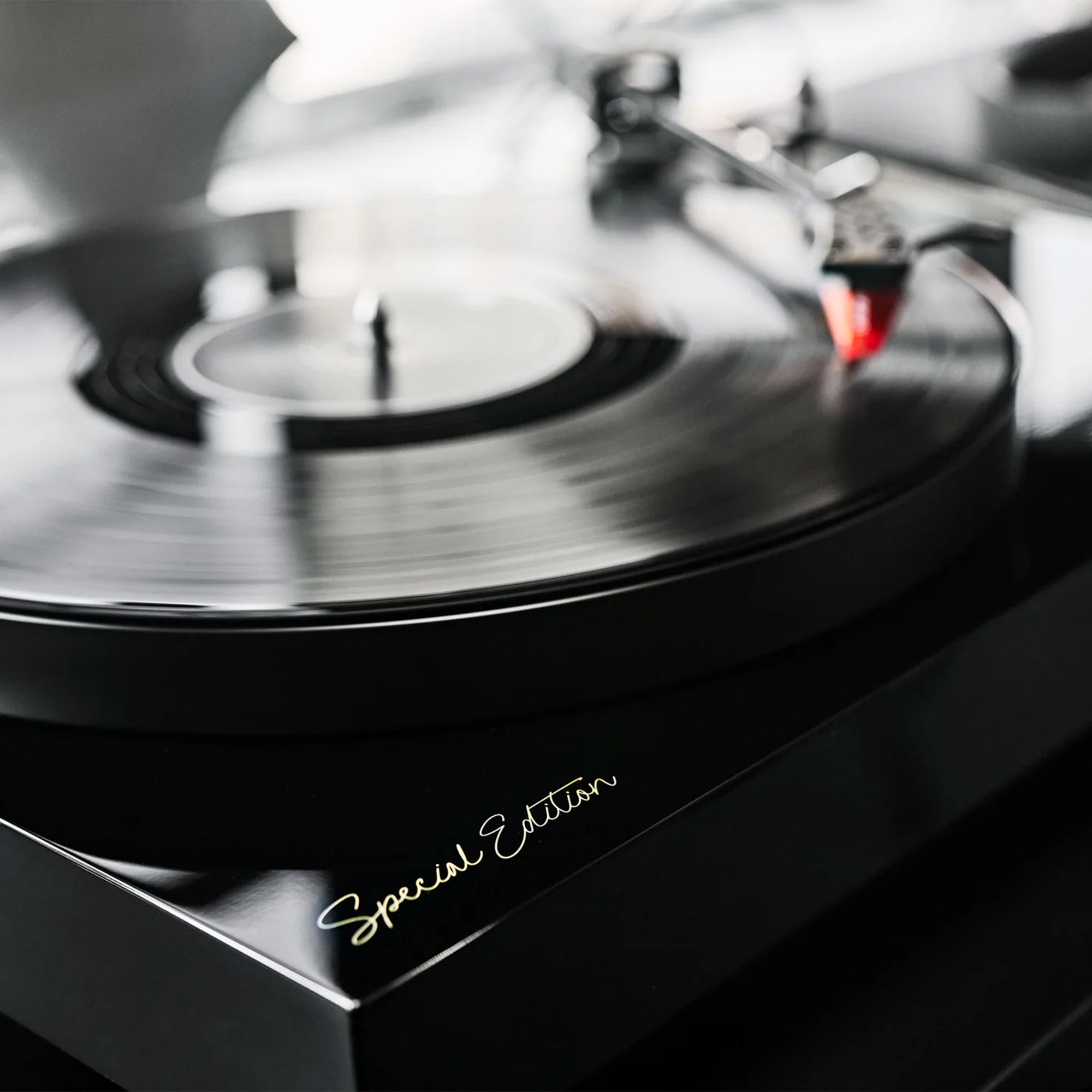Argon TT-4 Special Edition Turntable - High Fidelity Vinyl Record Player with Premium Sound Quality | Perfect for Home Audio, DJing & Music Enthusiasts