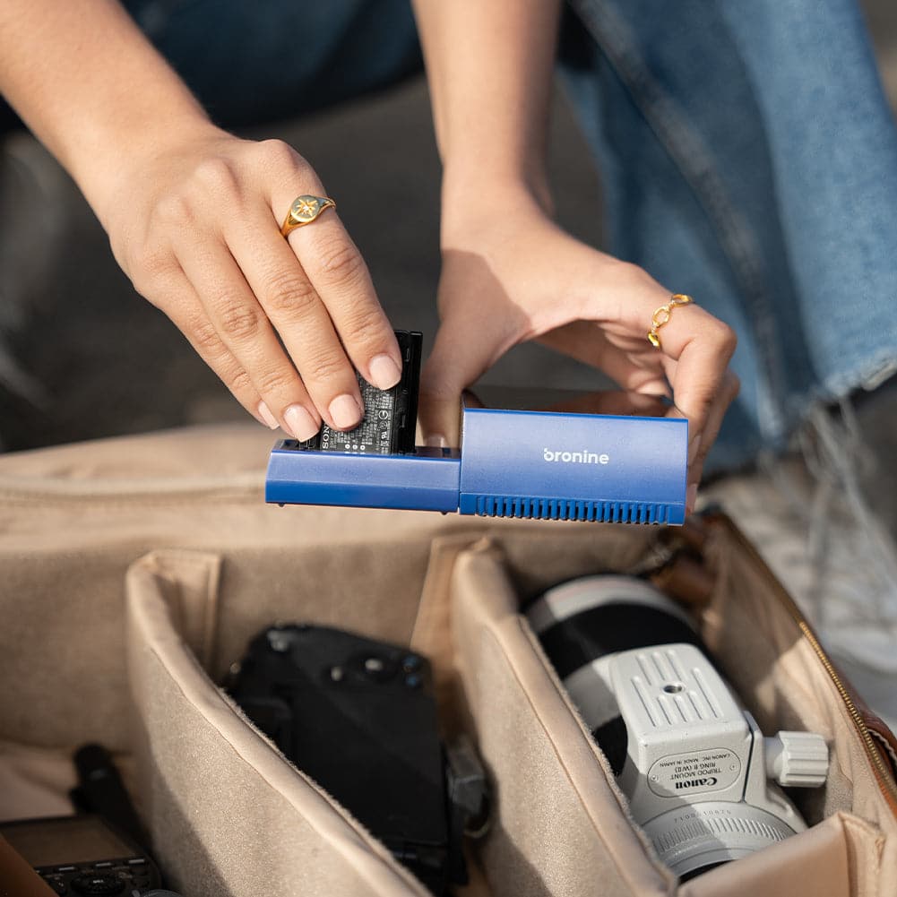 Bronine Multi Brand 4 Port USB Camera Charging Station - Fast Charging for DSLR, Mirrorless & Action Cameras - Perfect for Photographers, Vloggers & Travel Enthusiasts