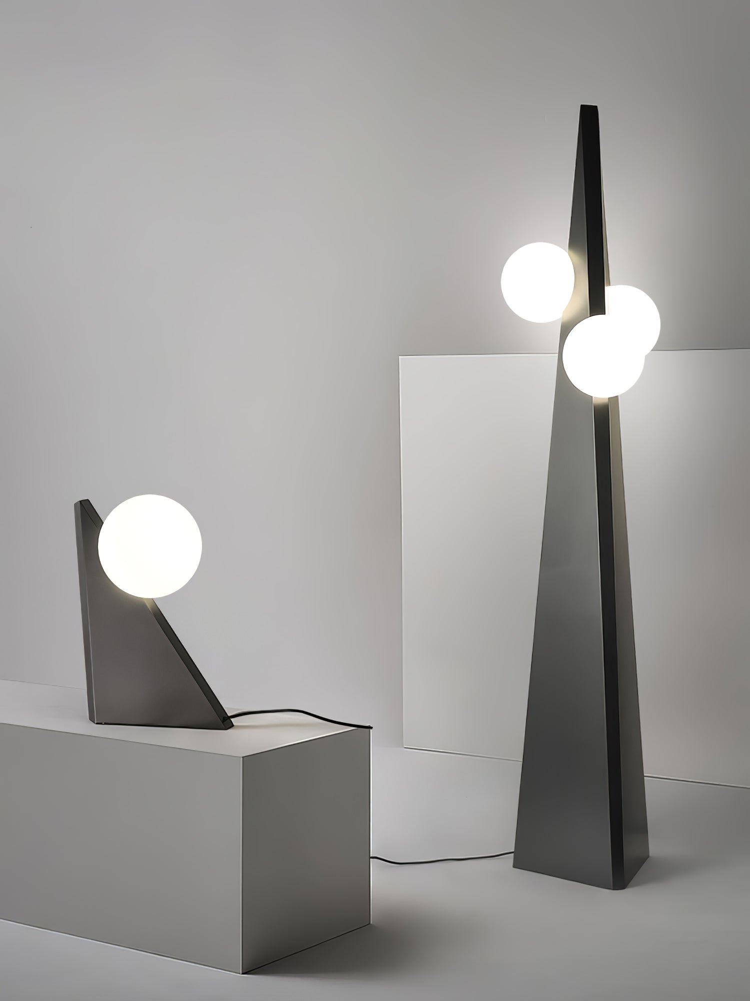 Elegant Noir Roy Table Lamp - Modern Bedside & Living Room Lighting for Home Decor