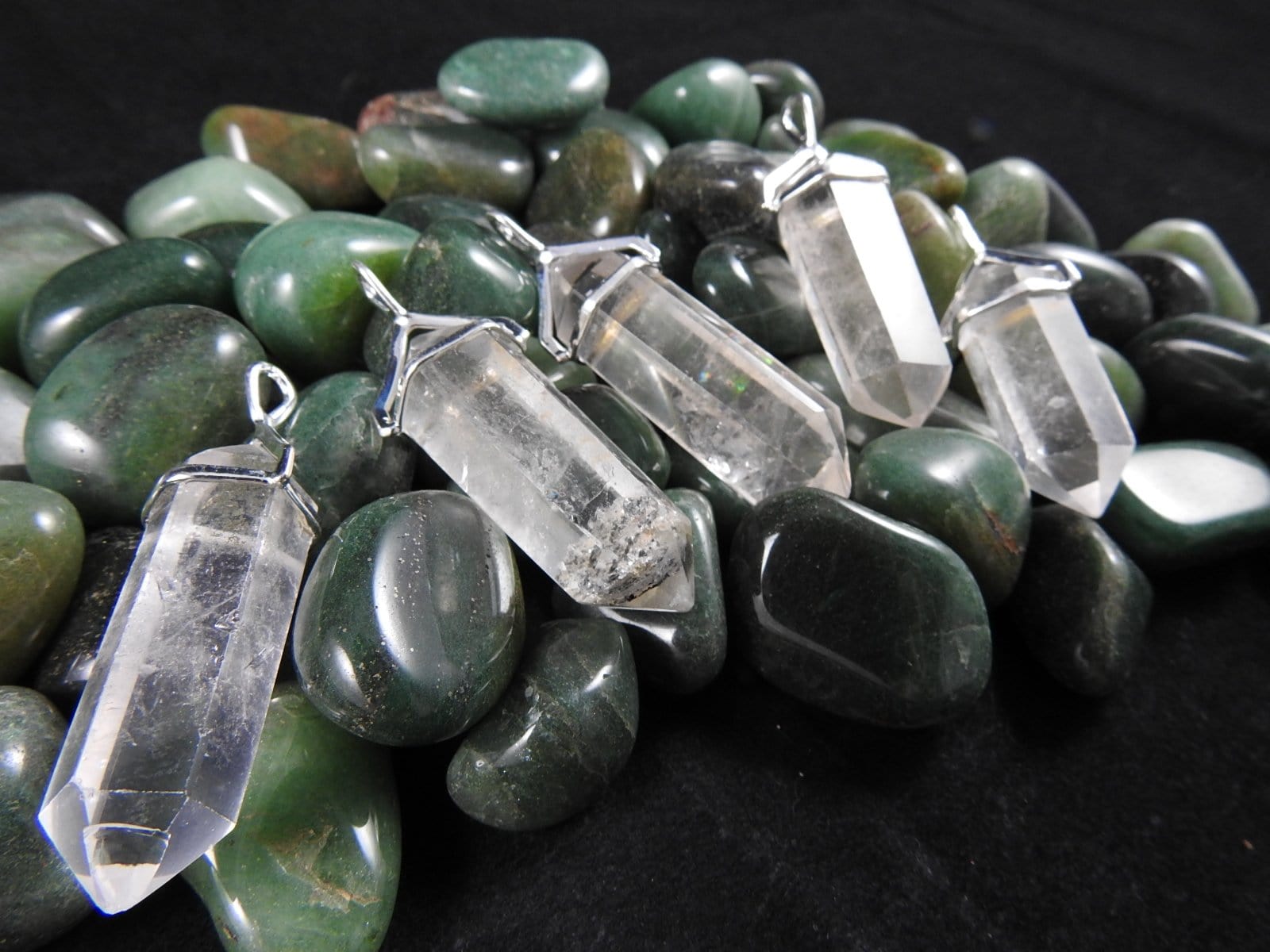 Double Terminated Quartz Pendant Necklace - Natural Healing Crystal for Meditation, Energy Cleansing & Chakra Balancing - Perfect for Spiritual Gifts & Jewelry Making