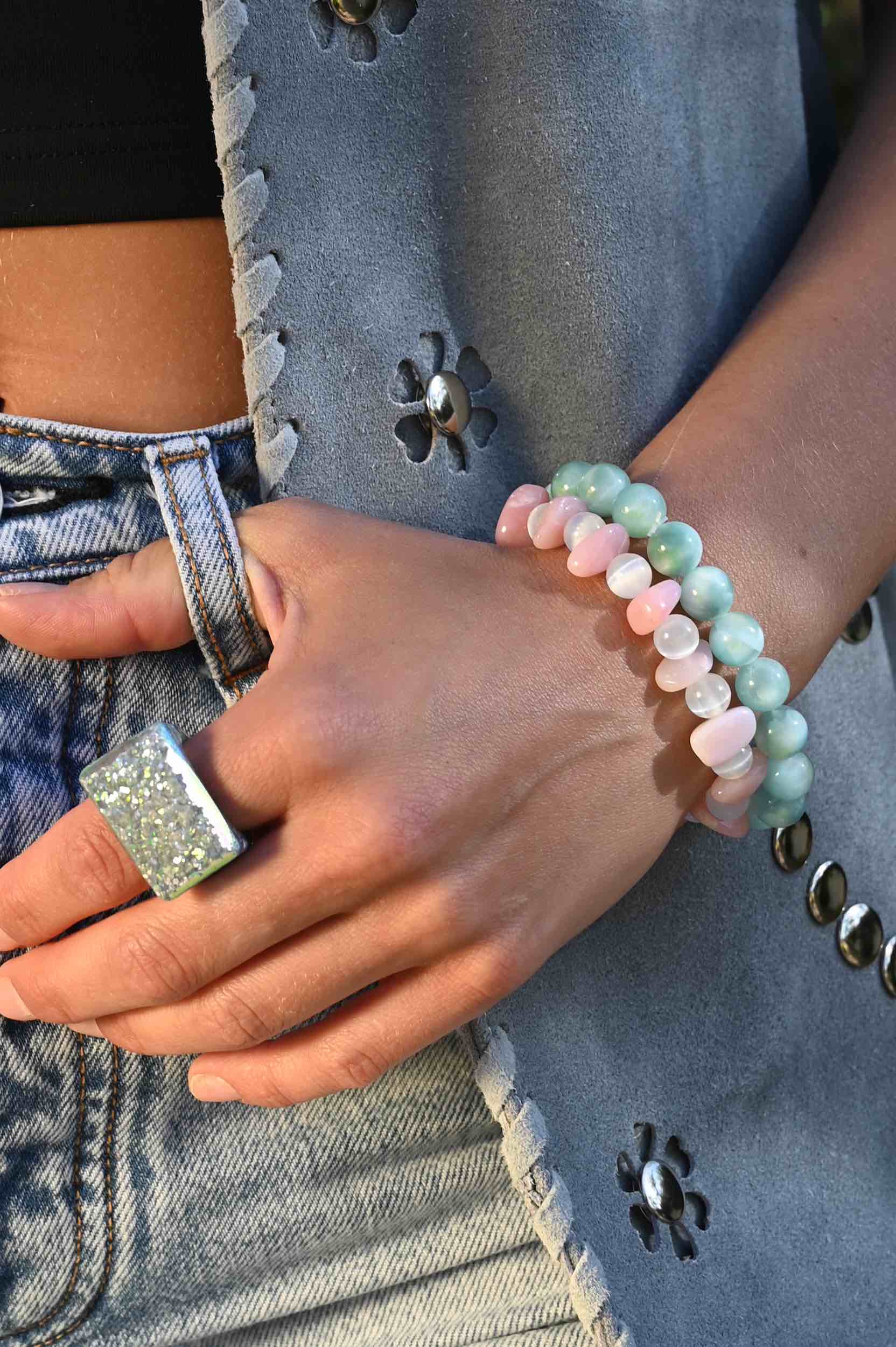 Green Moonstone Bracelet for Women - Healing Crystal Jewelry for Positive Energy & Emotional Balance - Perfect for Meditation, Yoga & Spiritual Gifts