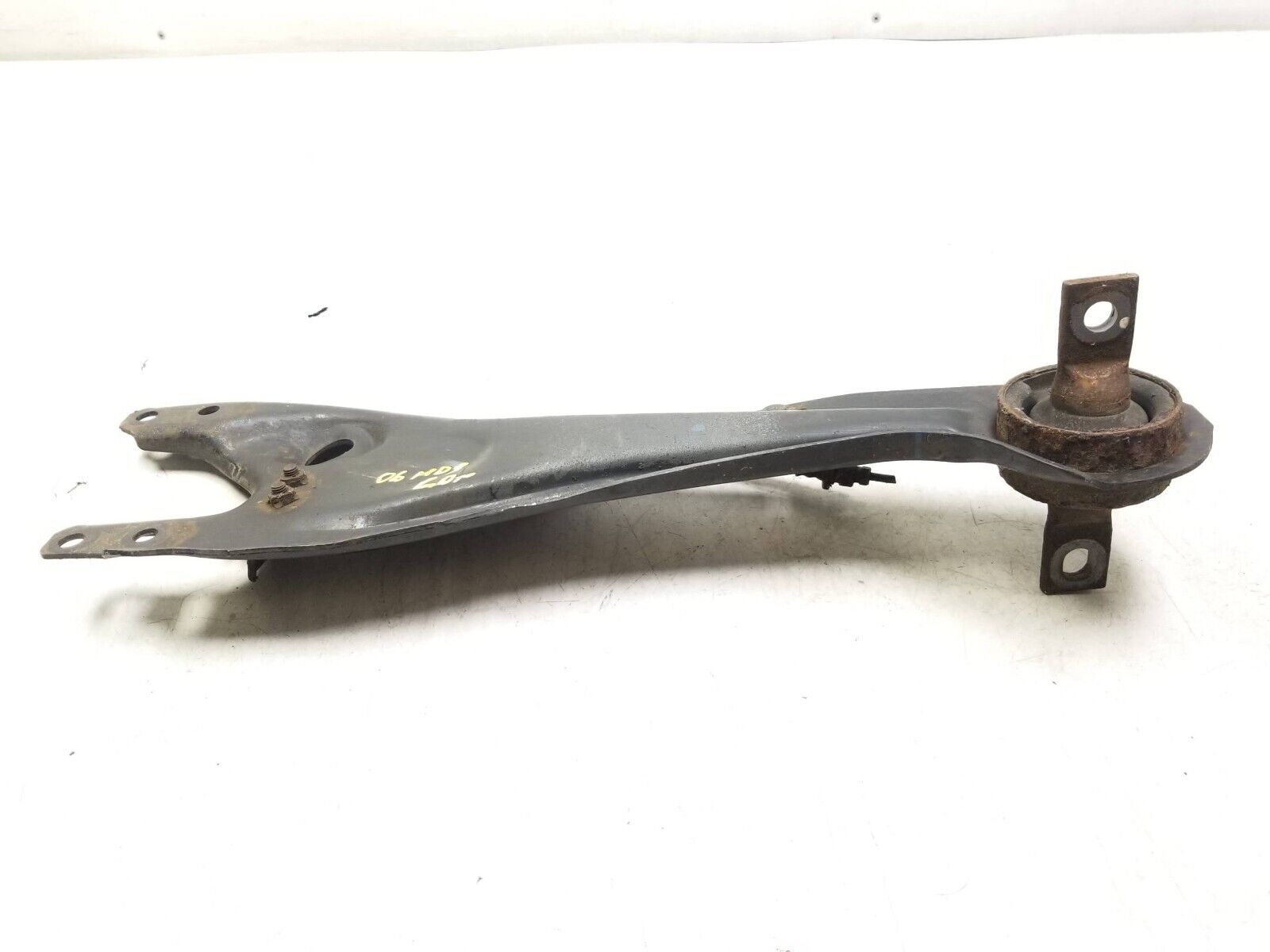 2003-2006 Acura MDX Rear Lower Trailing Control Arm - Driver Side OEM Replacement Part (55k Miles) - Perfect for Suspension Repair & Off-Road Vehicle Maintenance