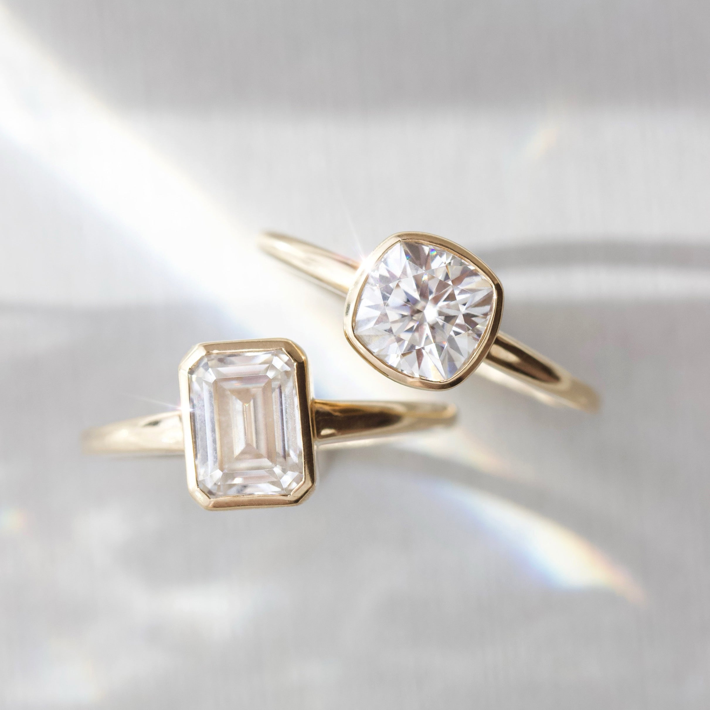 Moissanite Cushion Cut Bezel Set Engagement Ring - 1.5ct 14K White Gold Vintage Wedding Band for Women, Perfect for Proposals, Anniversaries & Bridal Jewelry