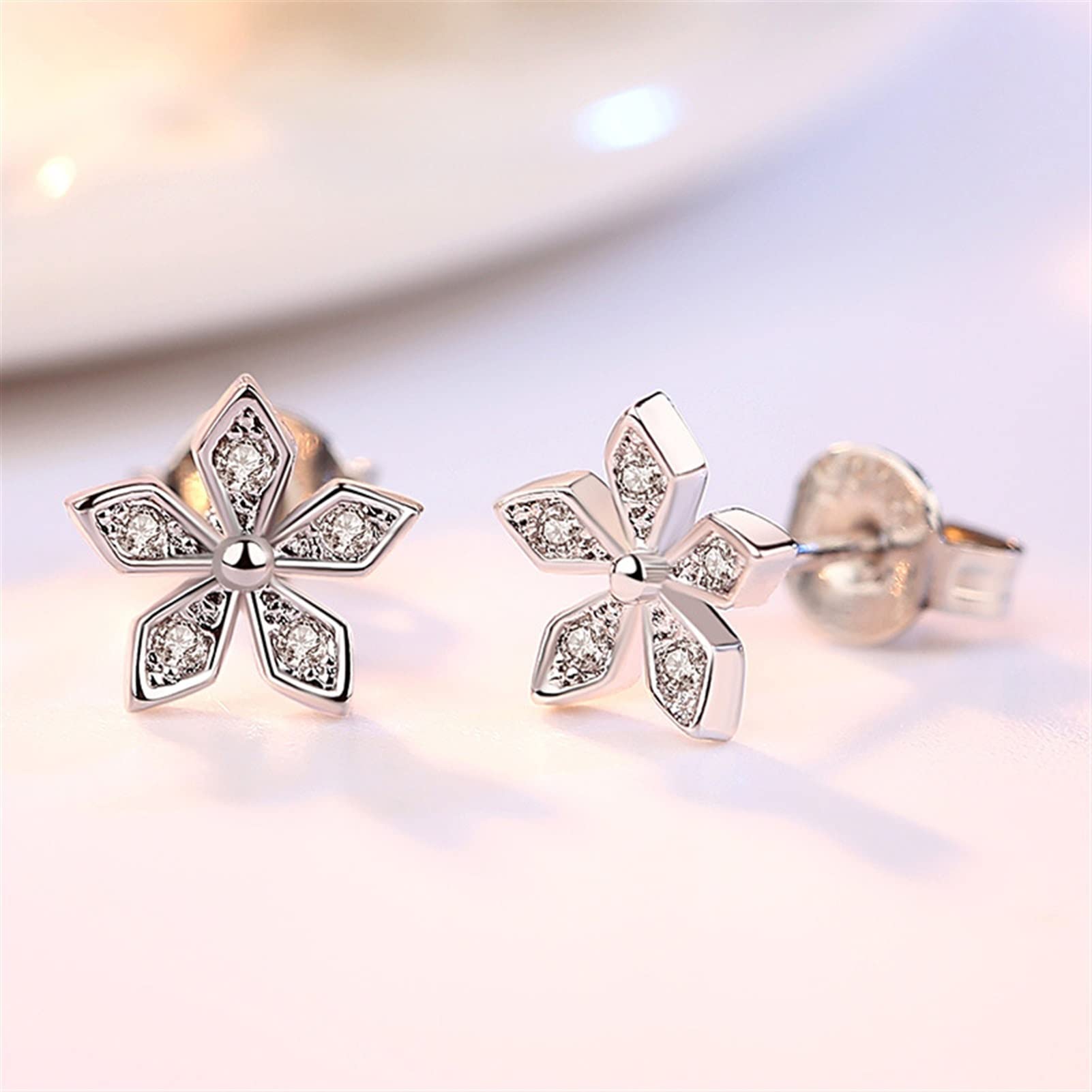 Fashion Leaf Flower Earrings for Women - Trendy Party Jewelry & Elegant Everyday Accessories - Perfect for Weddings, Date Nights, and Special Occasions
