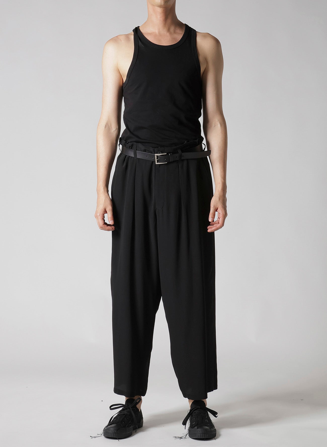 16M Crepe de Chine R Coin Pocket Pants - Elegant & Comfortable Women's Trousers for Work, Travel & Casual Wear