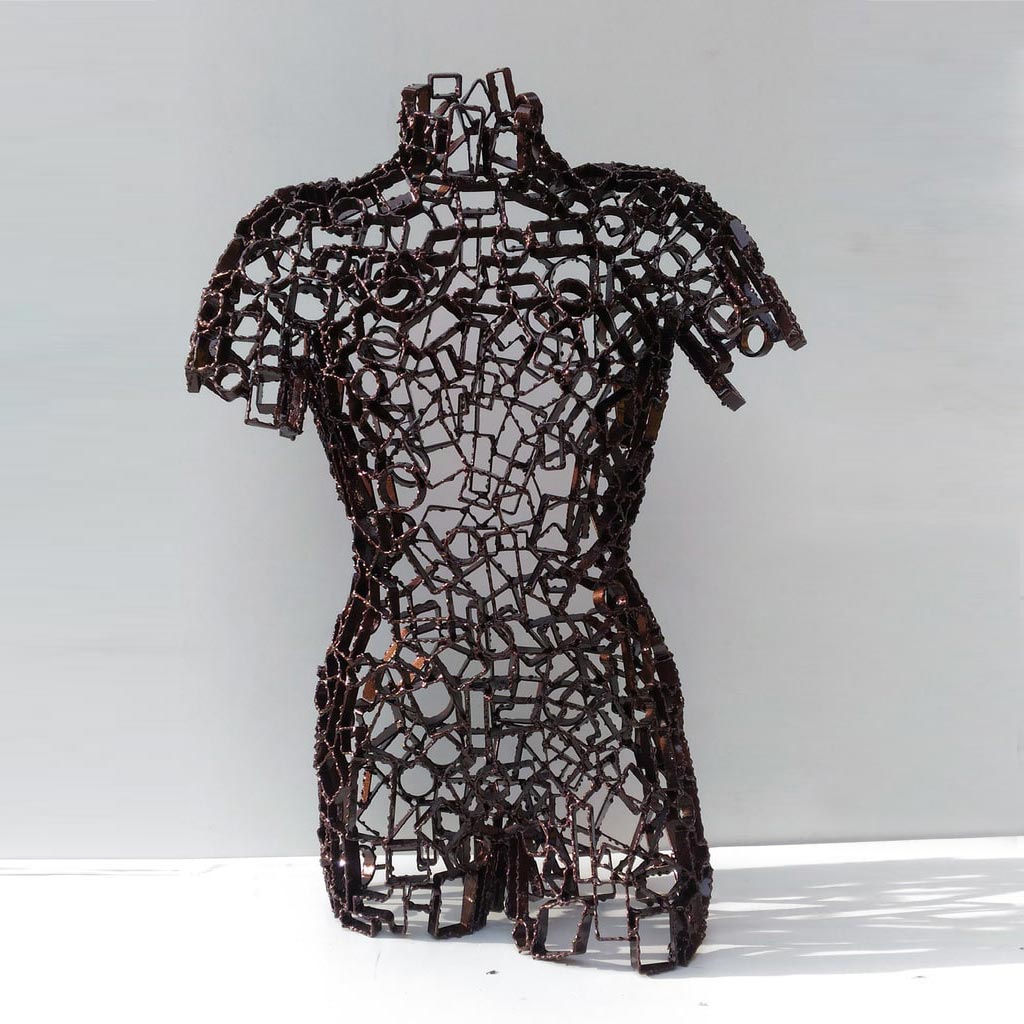 Diana Steel Sculpture Akelo - Handcrafted Modern Art for Home & Office Decor | Perfect for Living Room, Garden, or Gift