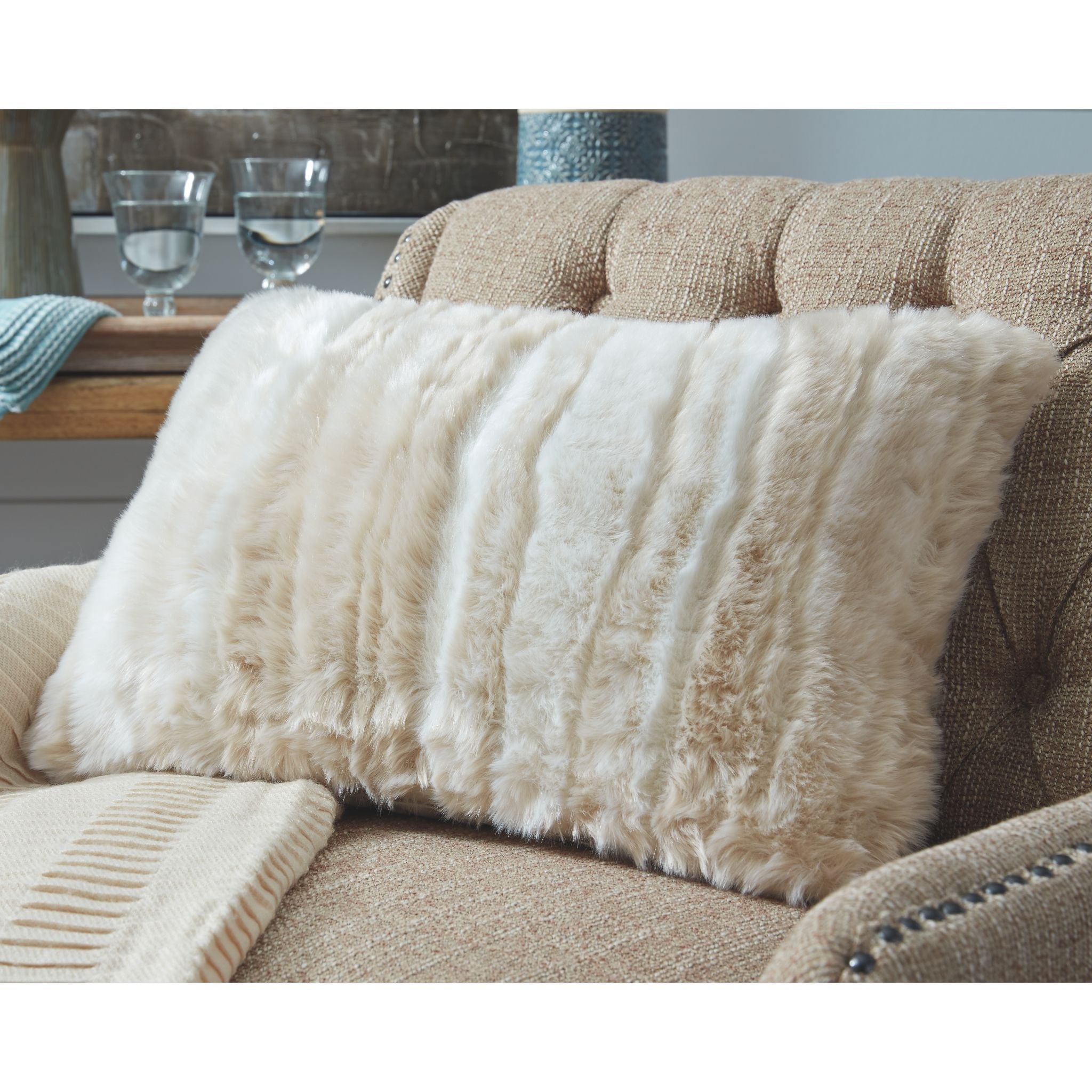 Amoret Decorative Accent Pillow - 23