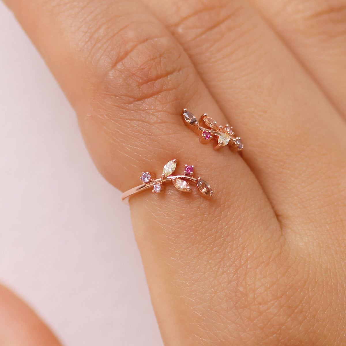 Vivid Laurel Ring for Women - Elegant Gold Plated Leaf Design Jewelry, Perfect for Weddings, Parties & Everyday Wear