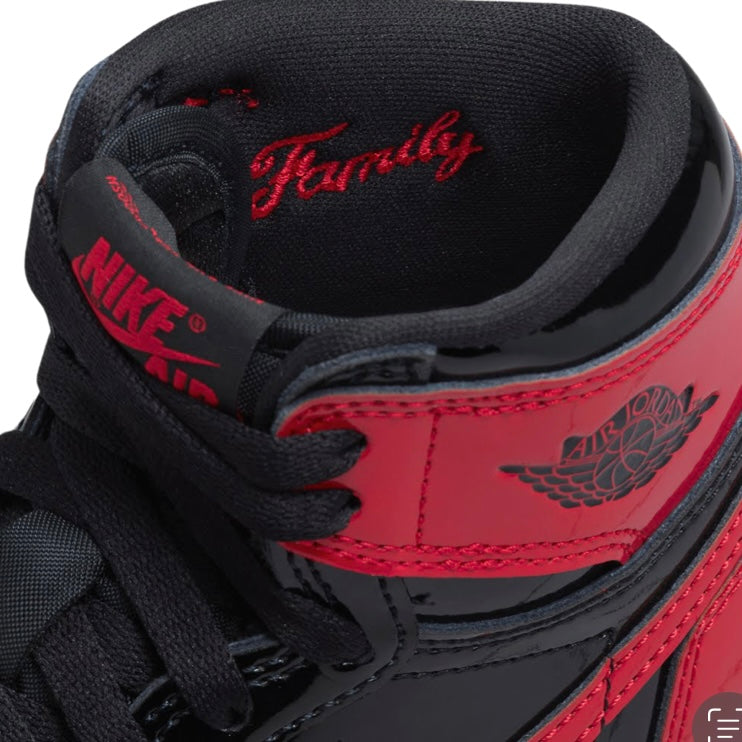 Air Jordan 1 High Retro OG Bred Patent Leather Basketball Shoes - Varsity Red, Black & White Colorway - Perfect for Sneaker Collectors & Streetwear Fashion
