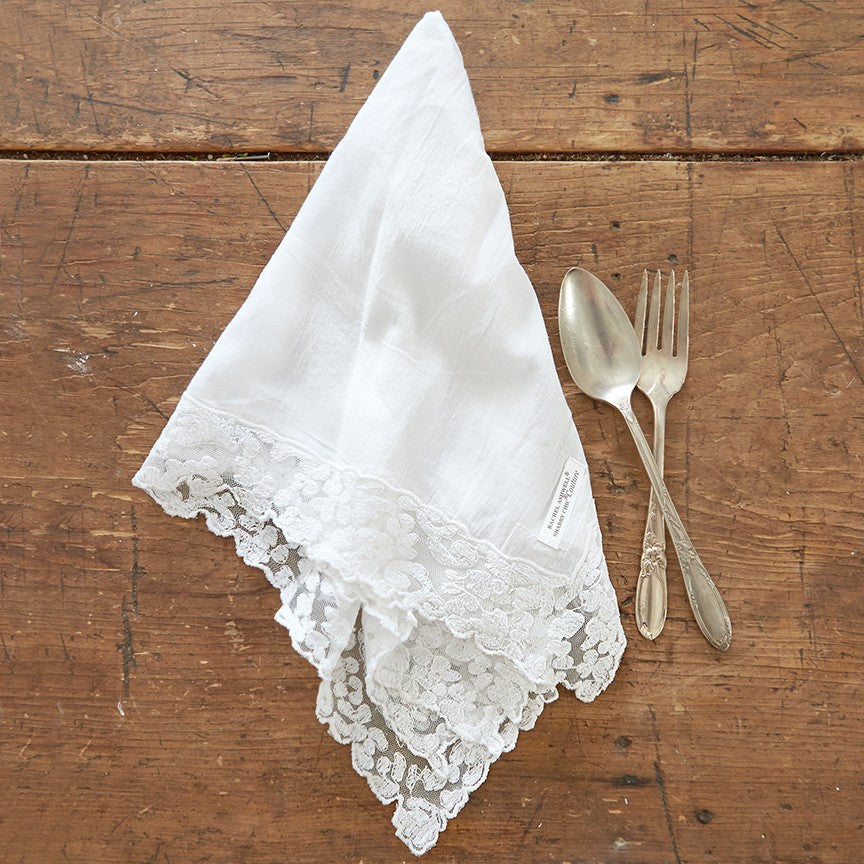 Elegant Lace Edged White Napkins - Premium Cotton Dining Napkins for Weddings, Parties & Formal Events