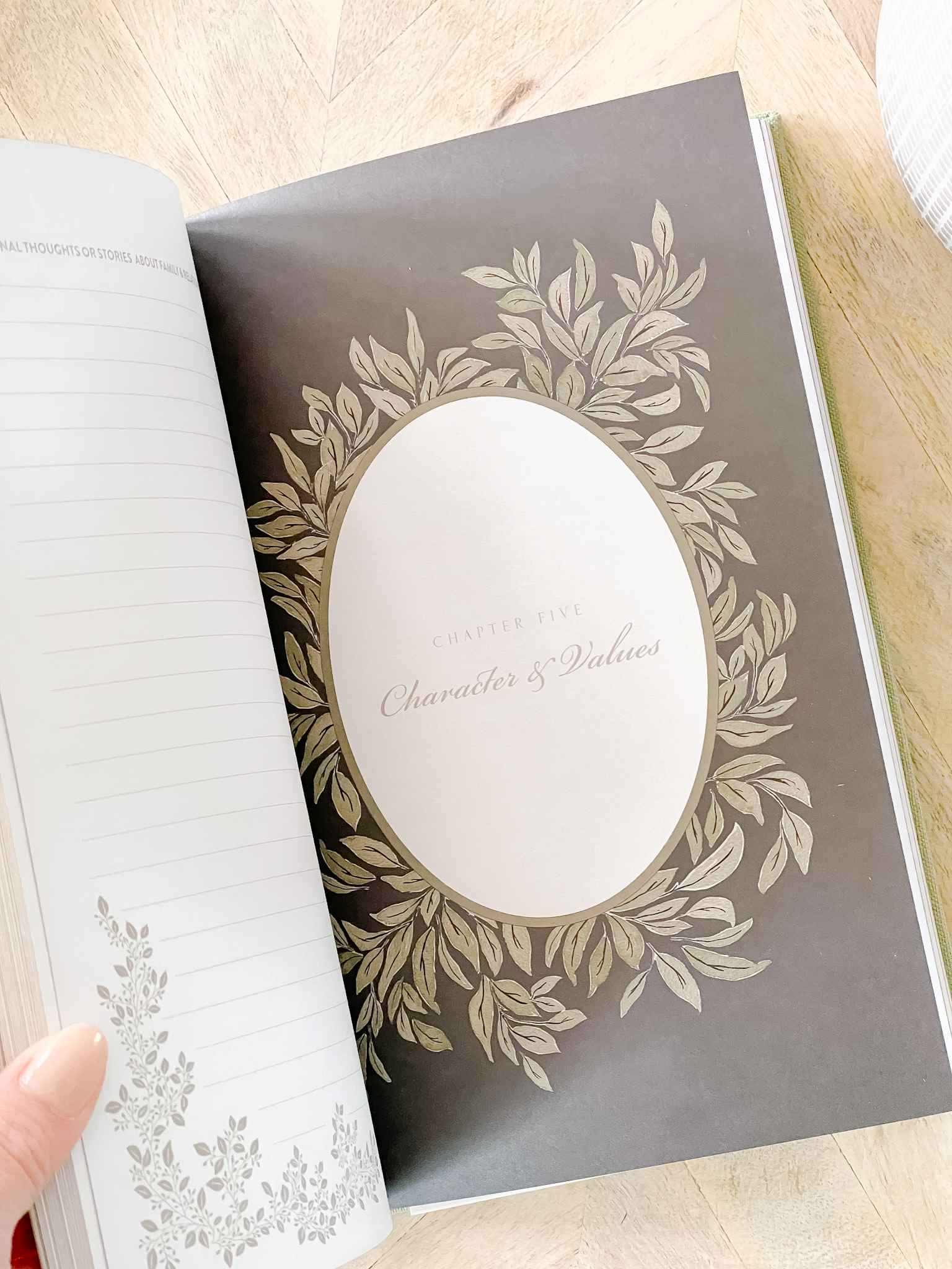 Mom's Story Keepsake Memory Book - Cherish Family Memories & Milestones | Perfect for Mother's Day, Birthdays & Special Occasions