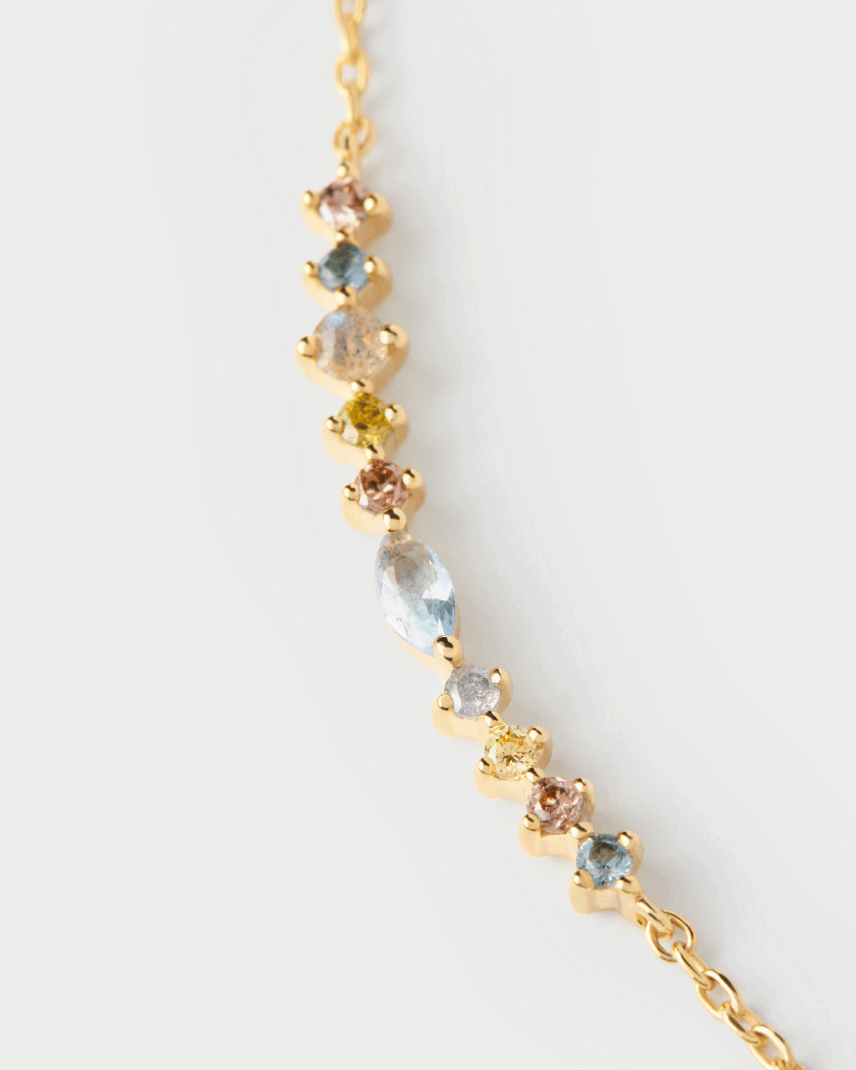 GRID Lotus Necklace for Women - Elegant Floral Pendant Jewelry Gift for Her - Perfect for Weddings, Anniversaries & Special Occasions