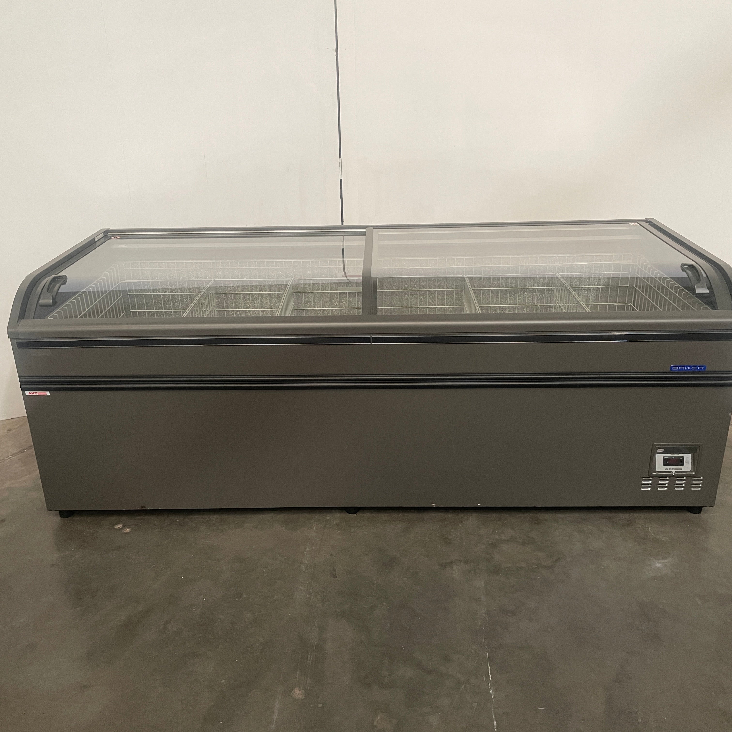 AHT Athen XL 250 Commercial Display Freezer - 24.6 Cu.Ft Glass Door Merchandiser for Restaurants, Grocery Stores & Retail Use - Model 790676